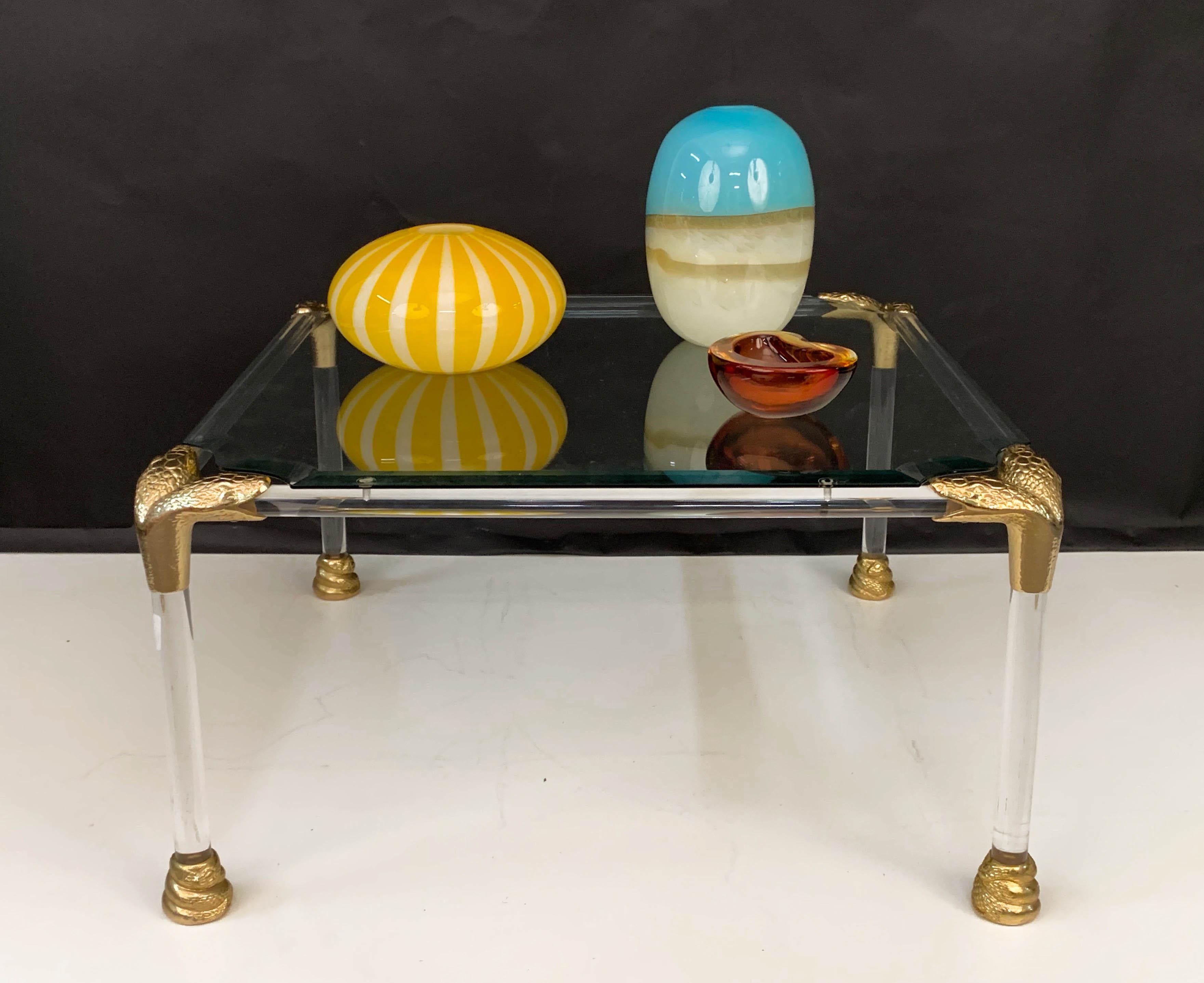 Midcentury Lucite and Brass Italian Coffee Table with Snake Head Details, 1970s For Sale 2