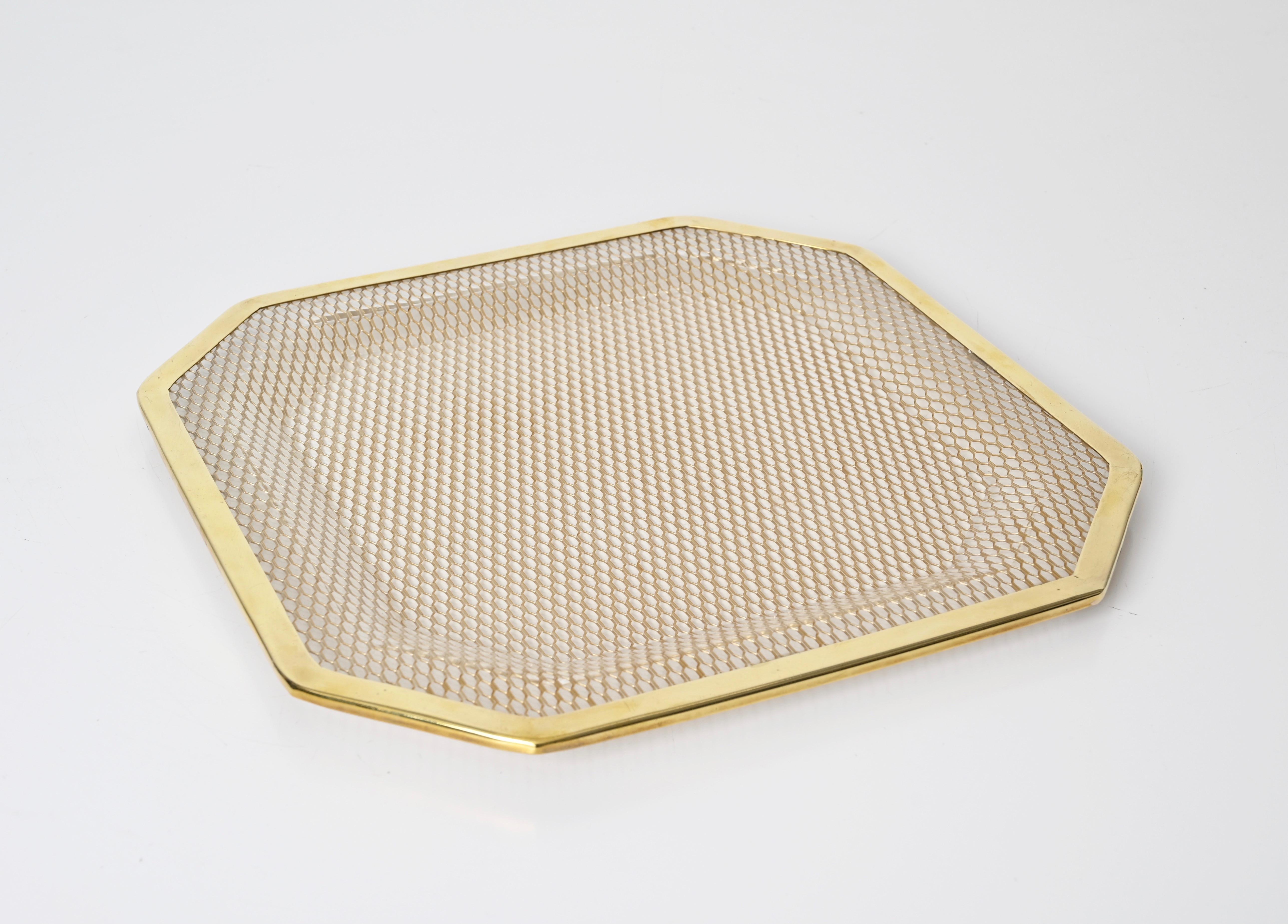Hand-Crafted Midcentury Lucite and Brass Octagonal Italian Tray, Willy Rizzo Style, 1970s For Sale