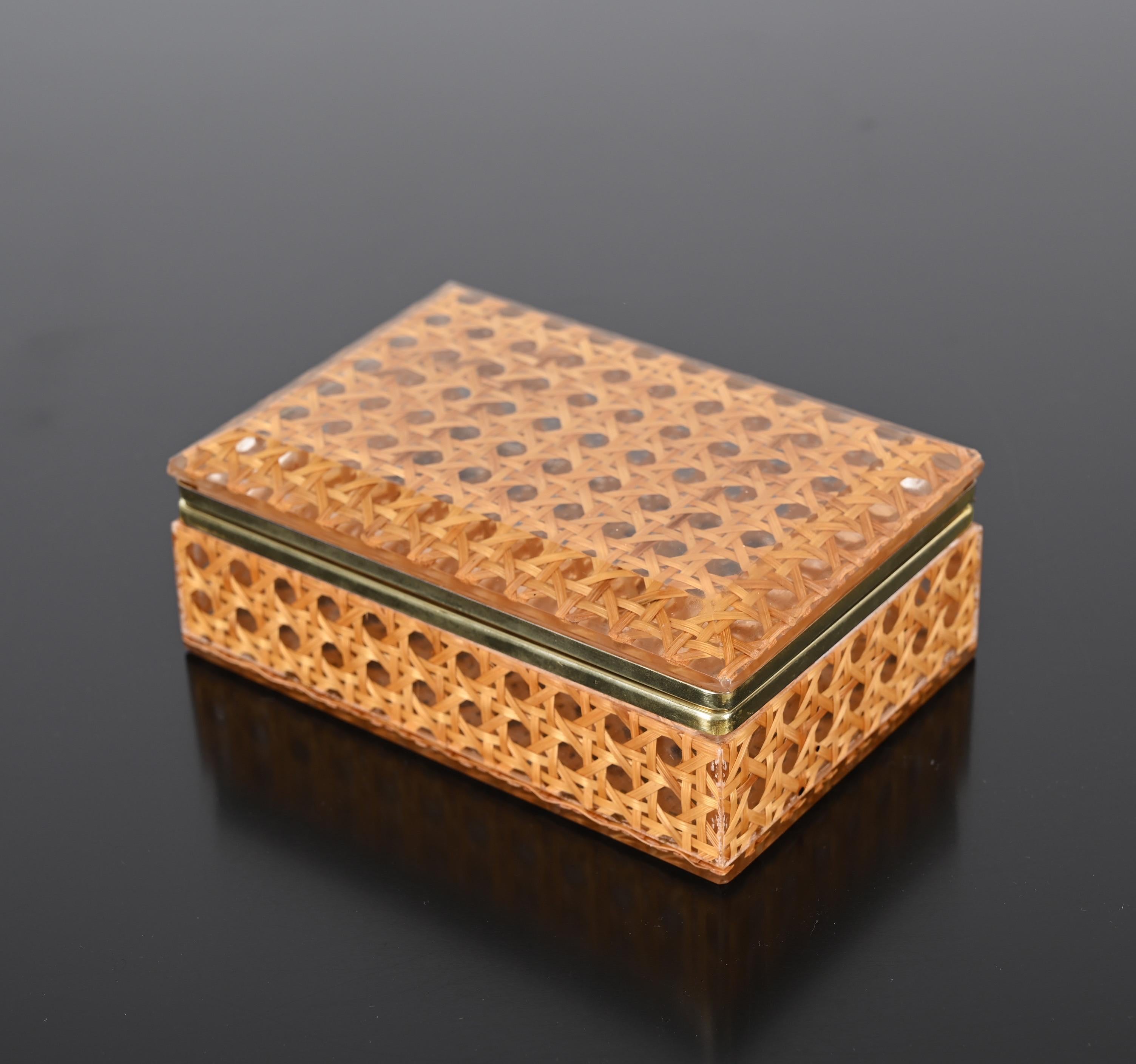 Midcentury Lucite, Brass and Vienna Straw Box, Christian Dior Style, Italy 1970s For Sale 3