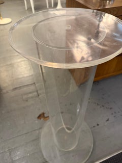 Midcentury Lucite Round Pedestal in the style of Charles Hollis Jones