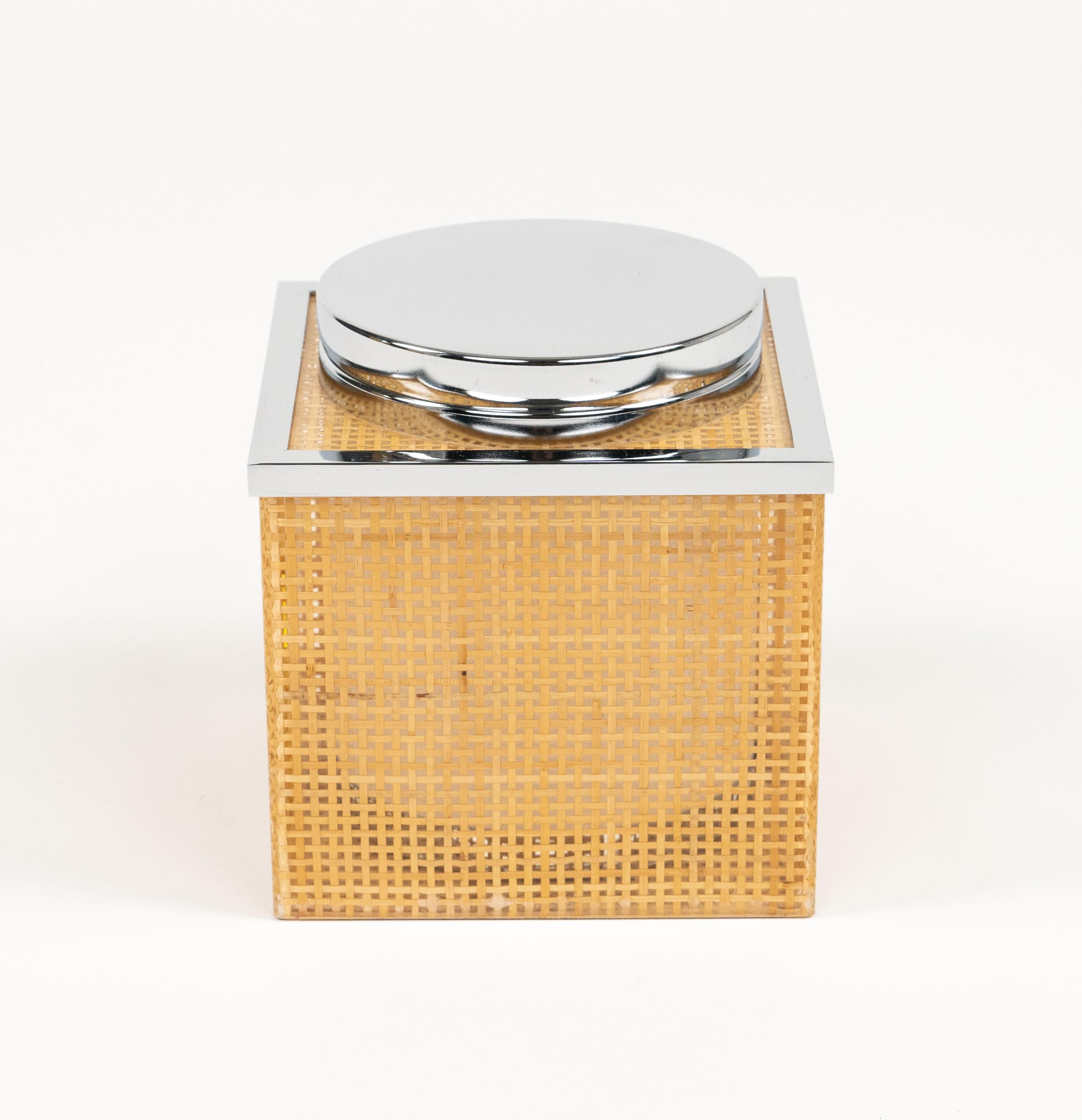 Midcentury Lucite, Wicker & Chrome Ice Bucket Christian Dior Style, Italy 1970s For Sale 3