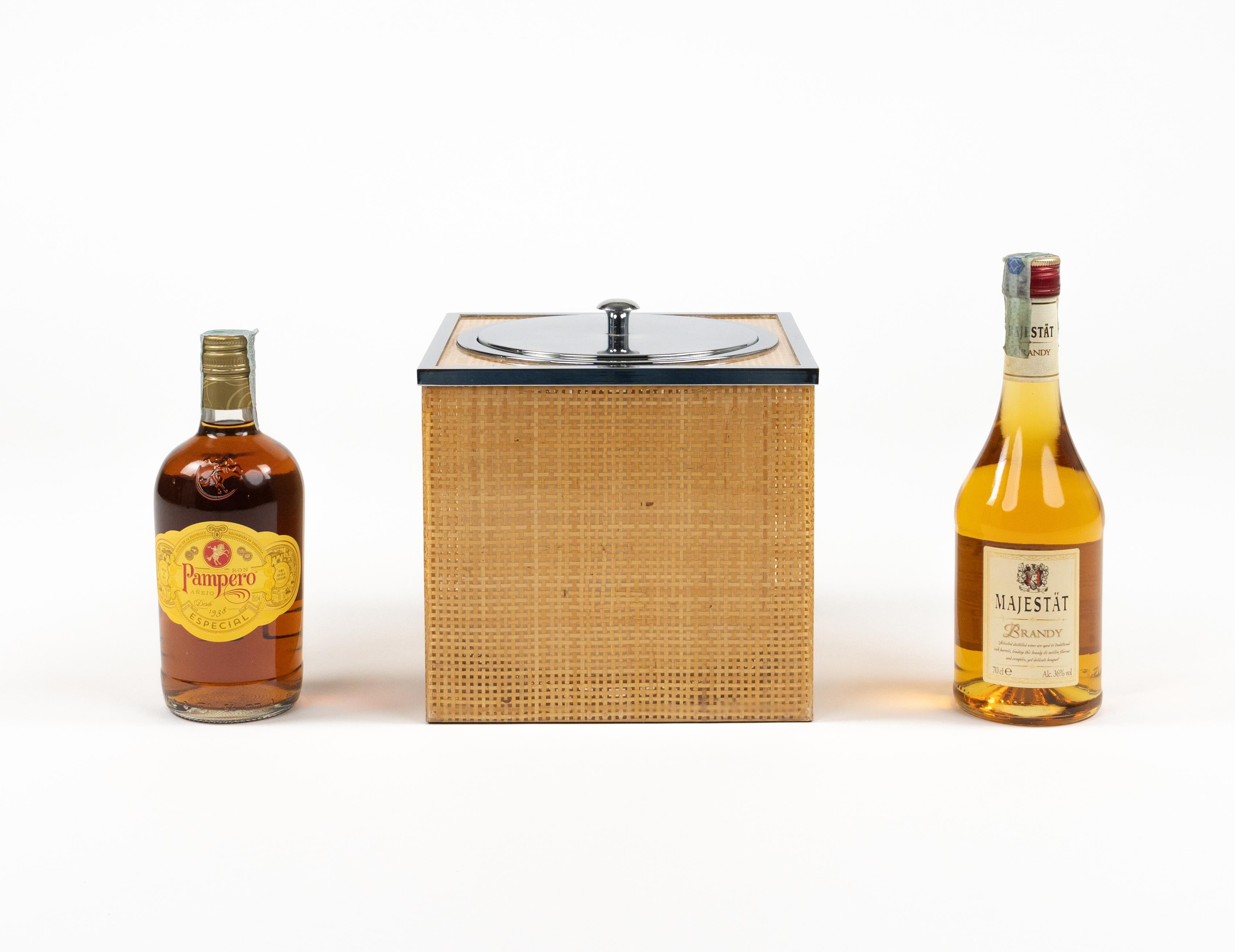 Midcentury Lucite, Wicker & Chrome Ice Bucket Christian Dior Style, Italy 1970s For Sale 5