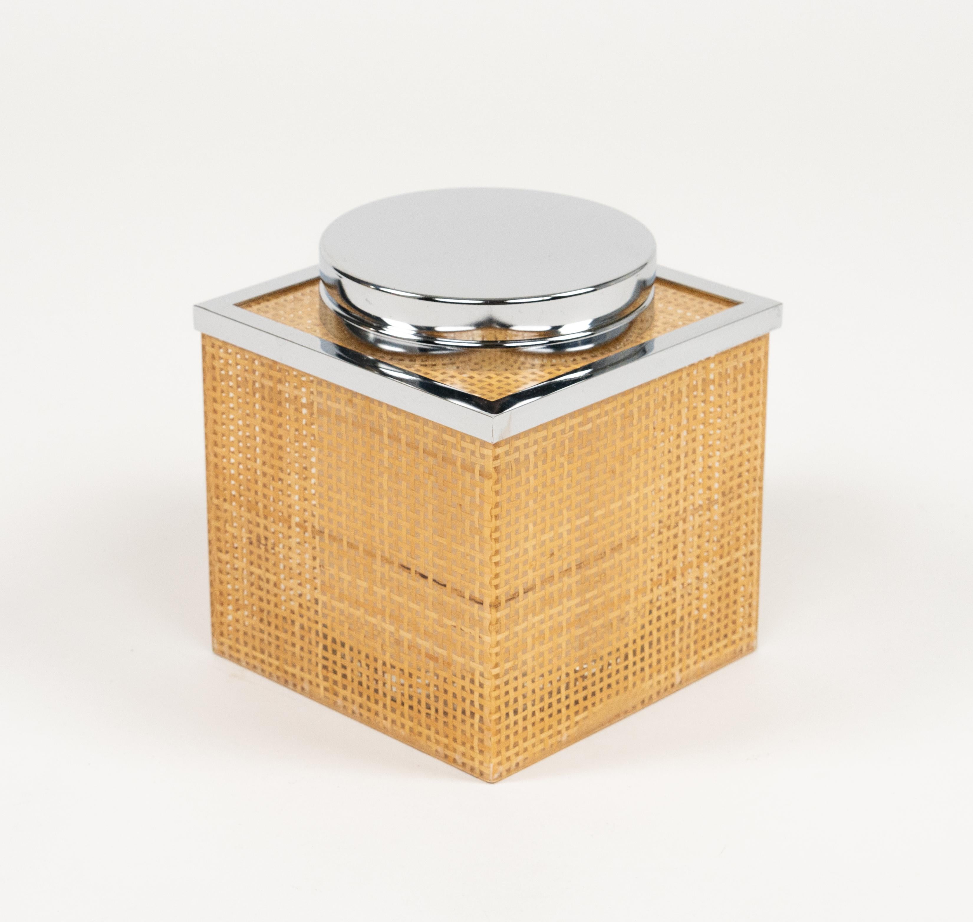 Midcentury Lucite, Wicker & Chrome Ice Bucket Christian Dior Style, Italy 1970s For Sale 7