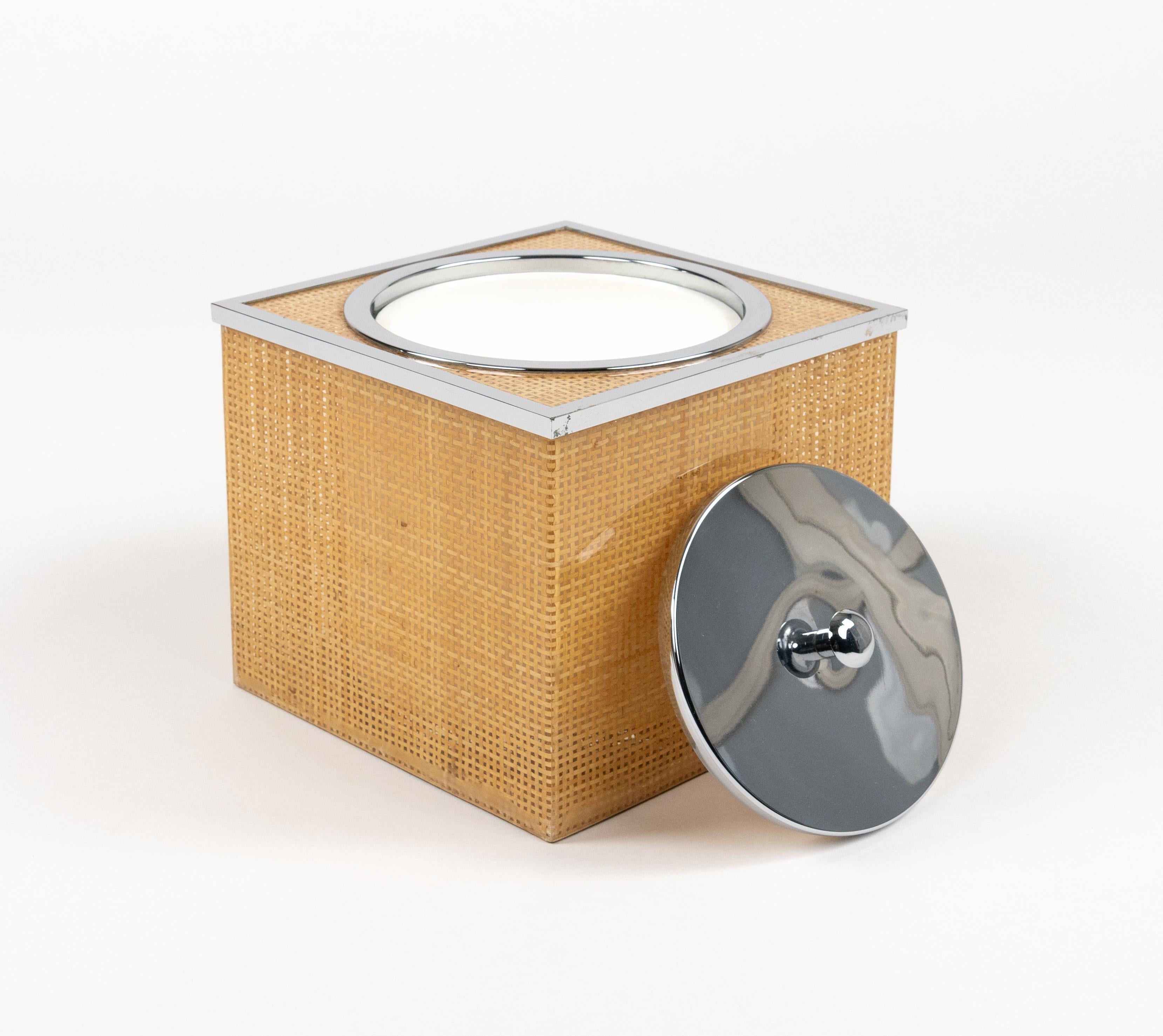 Italian Midcentury Lucite, Wicker & Chrome Ice Bucket Christian Dior Style, Italy 1970s For Sale