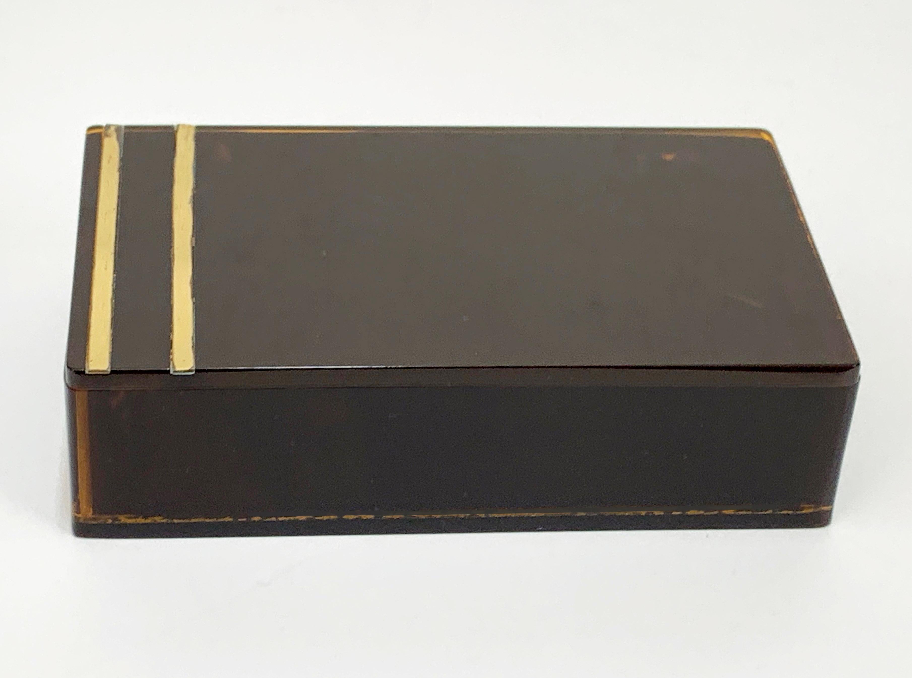 Fin du 20e siècle Boîte à bijoux Christian Dior du milieu du siècle dernier en lucite et laiton, France 1970 en vente