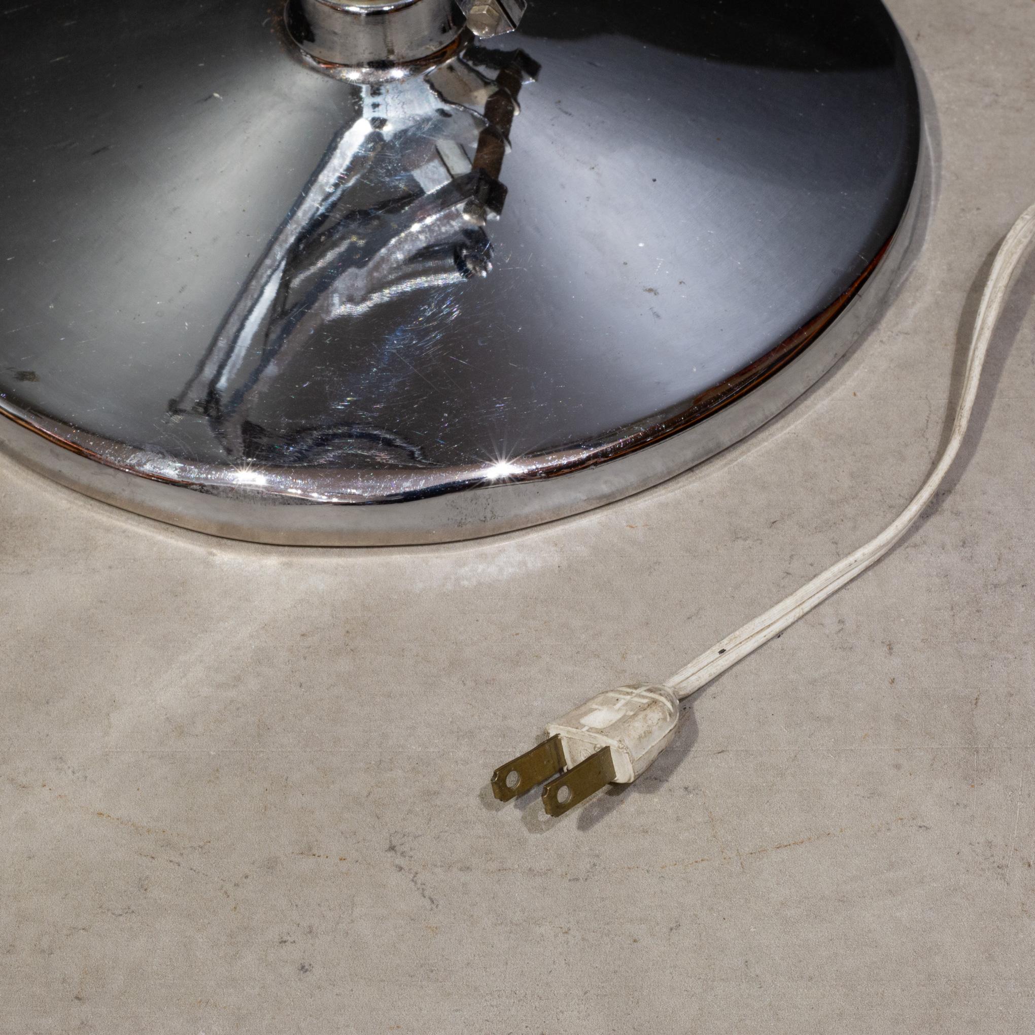 Midcentury Luxo L-1 Articulated Chrome Desk Task Lamp, circa 1960s 3