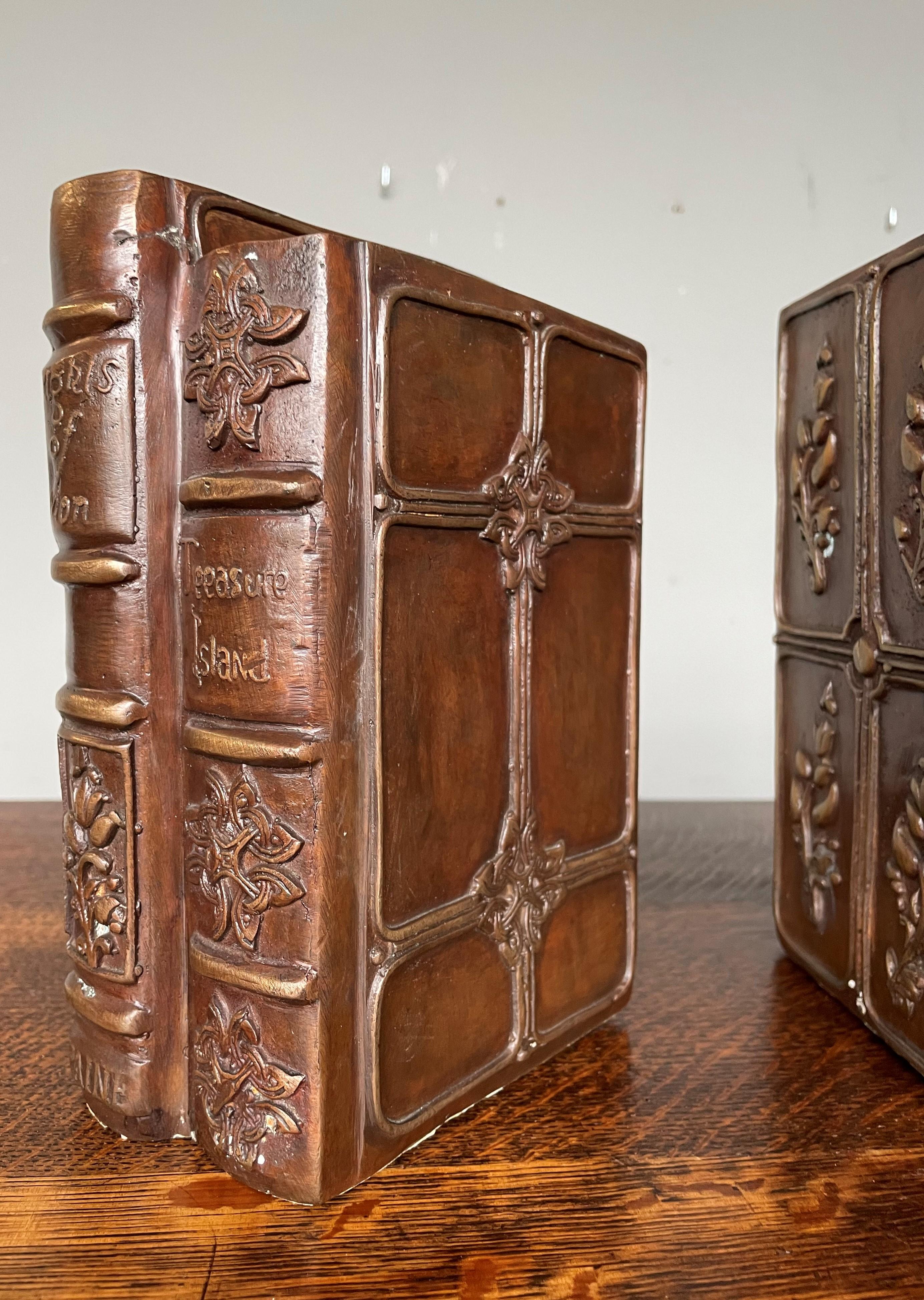 Felt Mid-Century Made Heavy Bronze Classic Novel Book Shaped Bookends Treasure Island For Sale