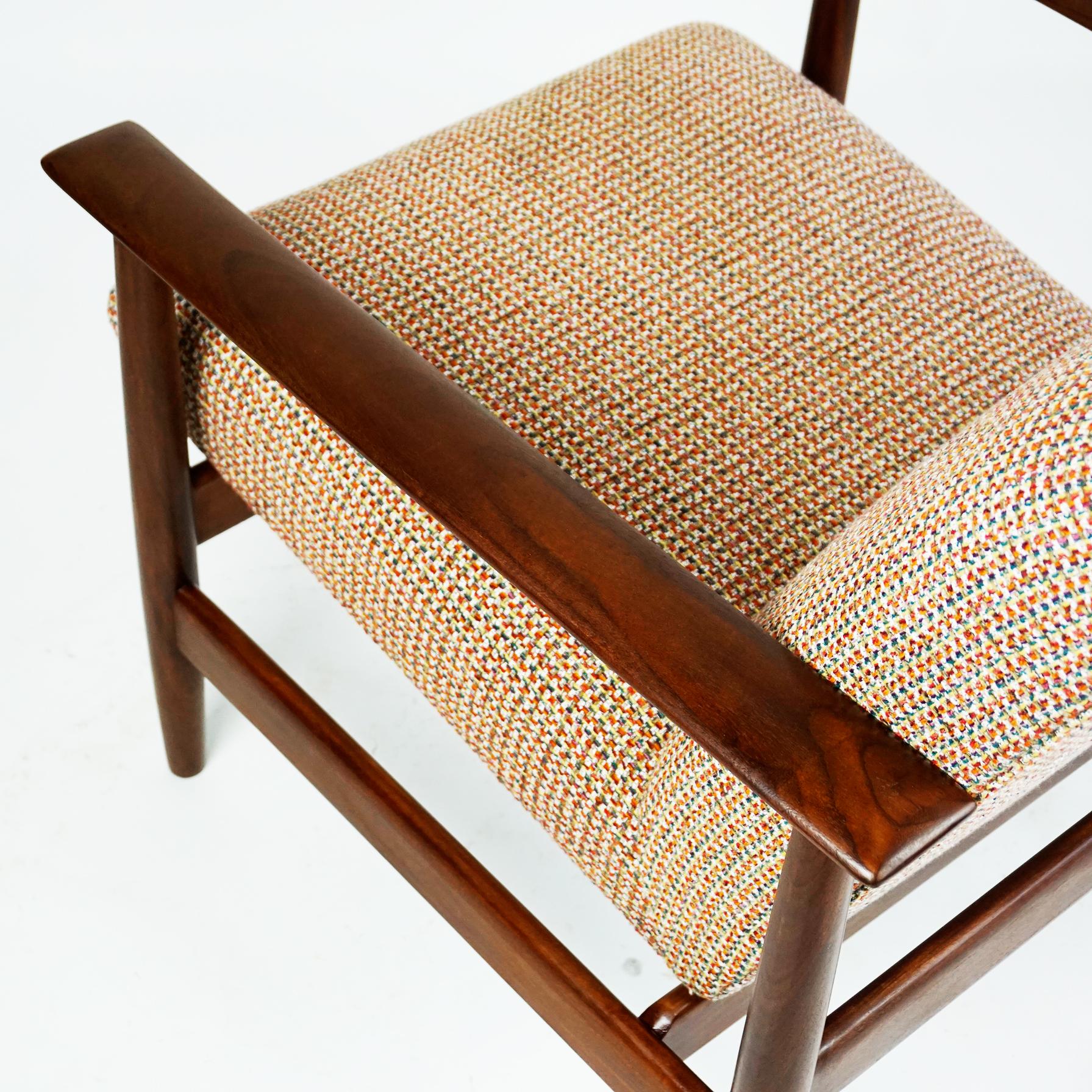 Midcentury Mahogany and New Fabric Lounge Chair by Knoll Antimott, Germany 8
