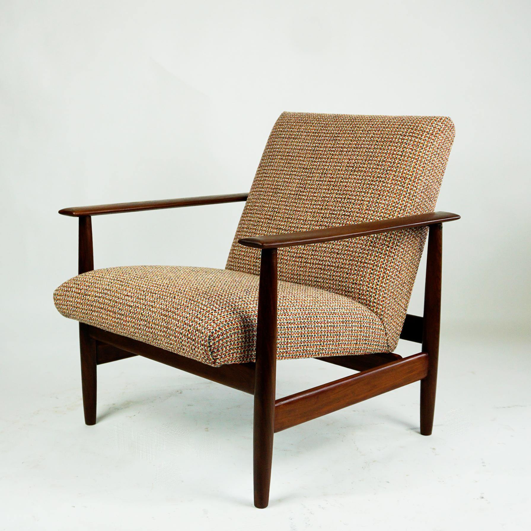 Midcentury Mahogany and New Fabric Lounge Chair by Knoll Antimott, Germany 4
