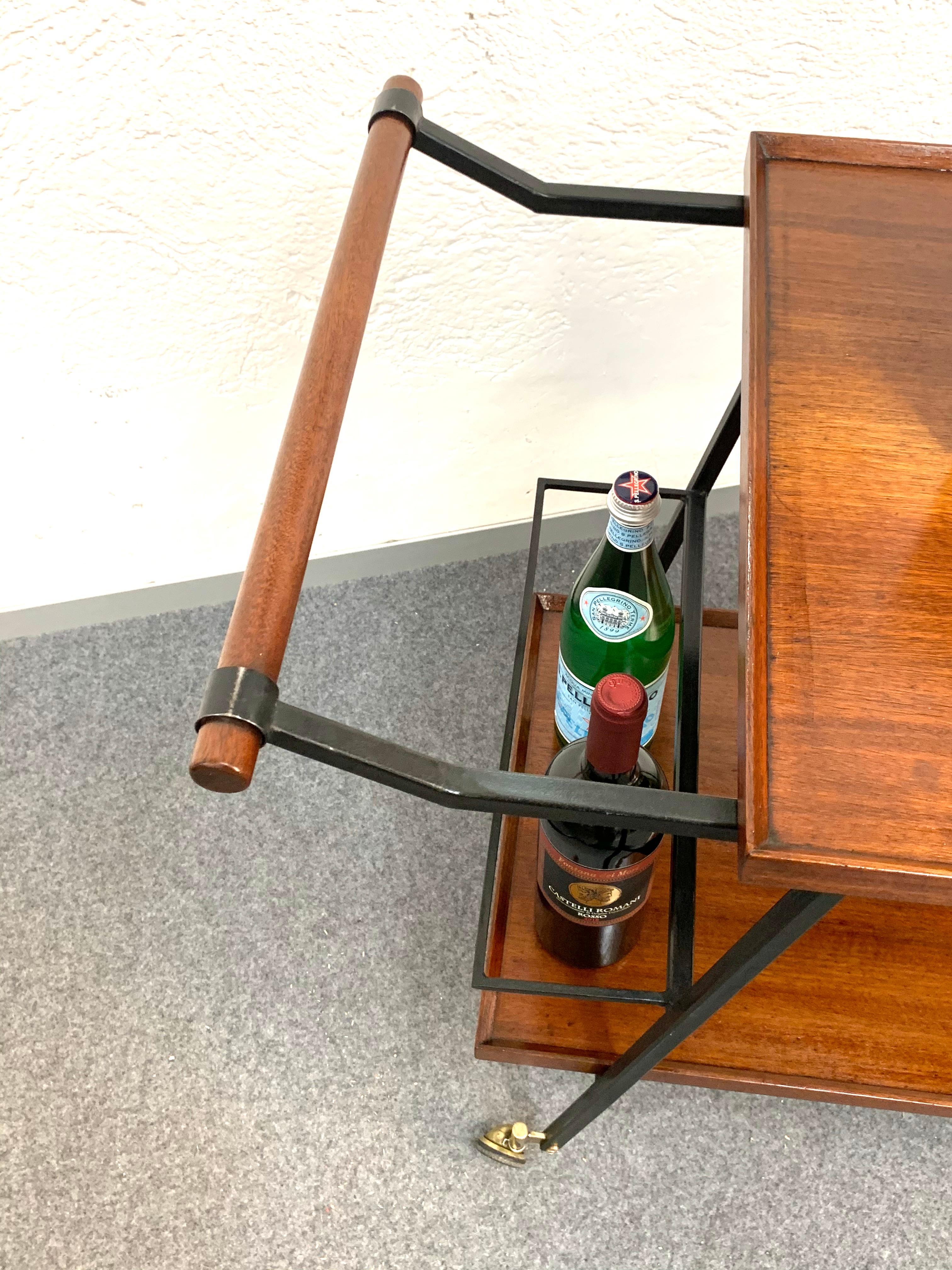 Midcentury Wood Italian Bar Trolley with Bottle Holder and Drawer, 1960s 3
