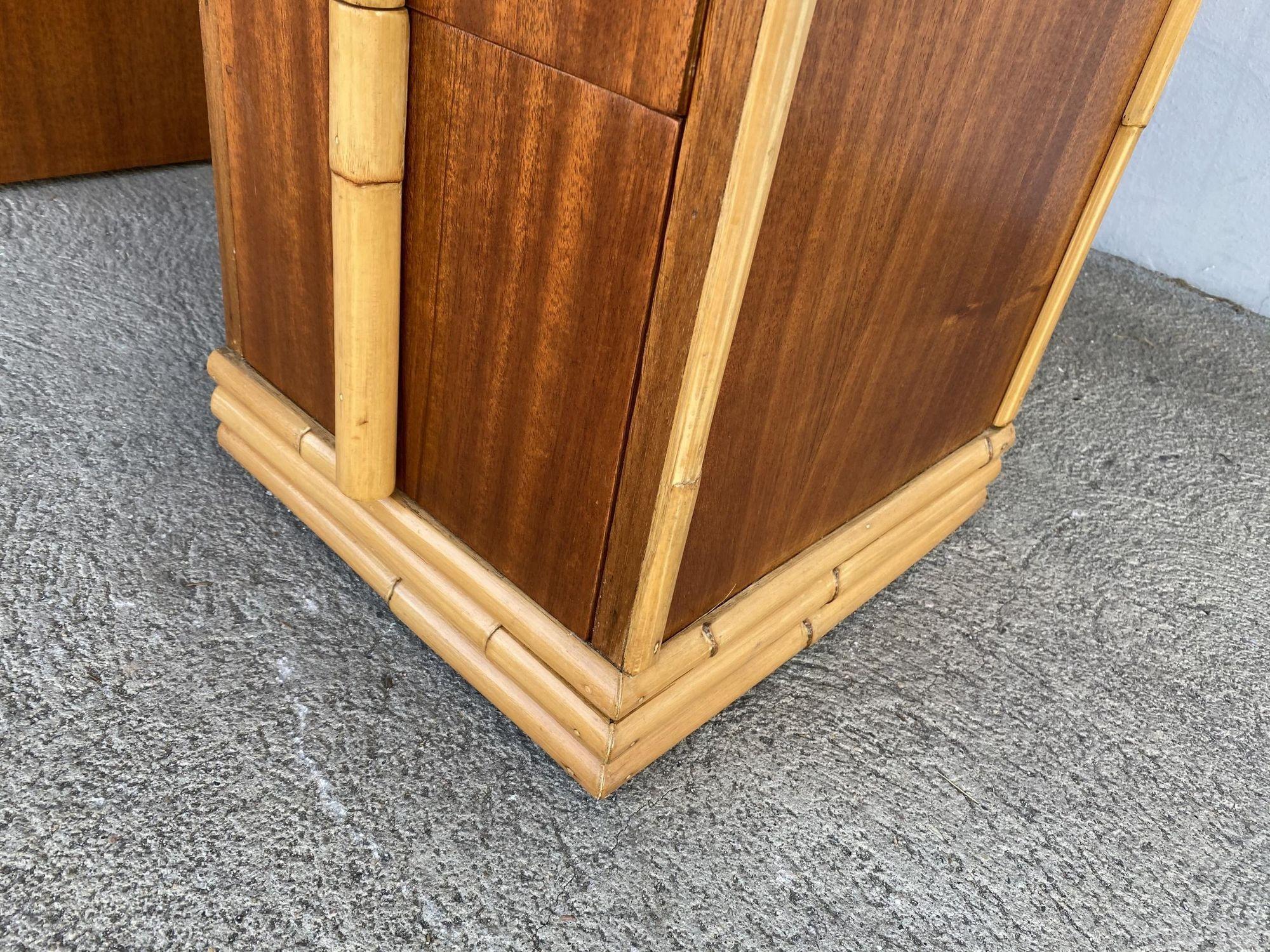 Midcentury Mahogany Vanity with Rattan Accents For Sale 4