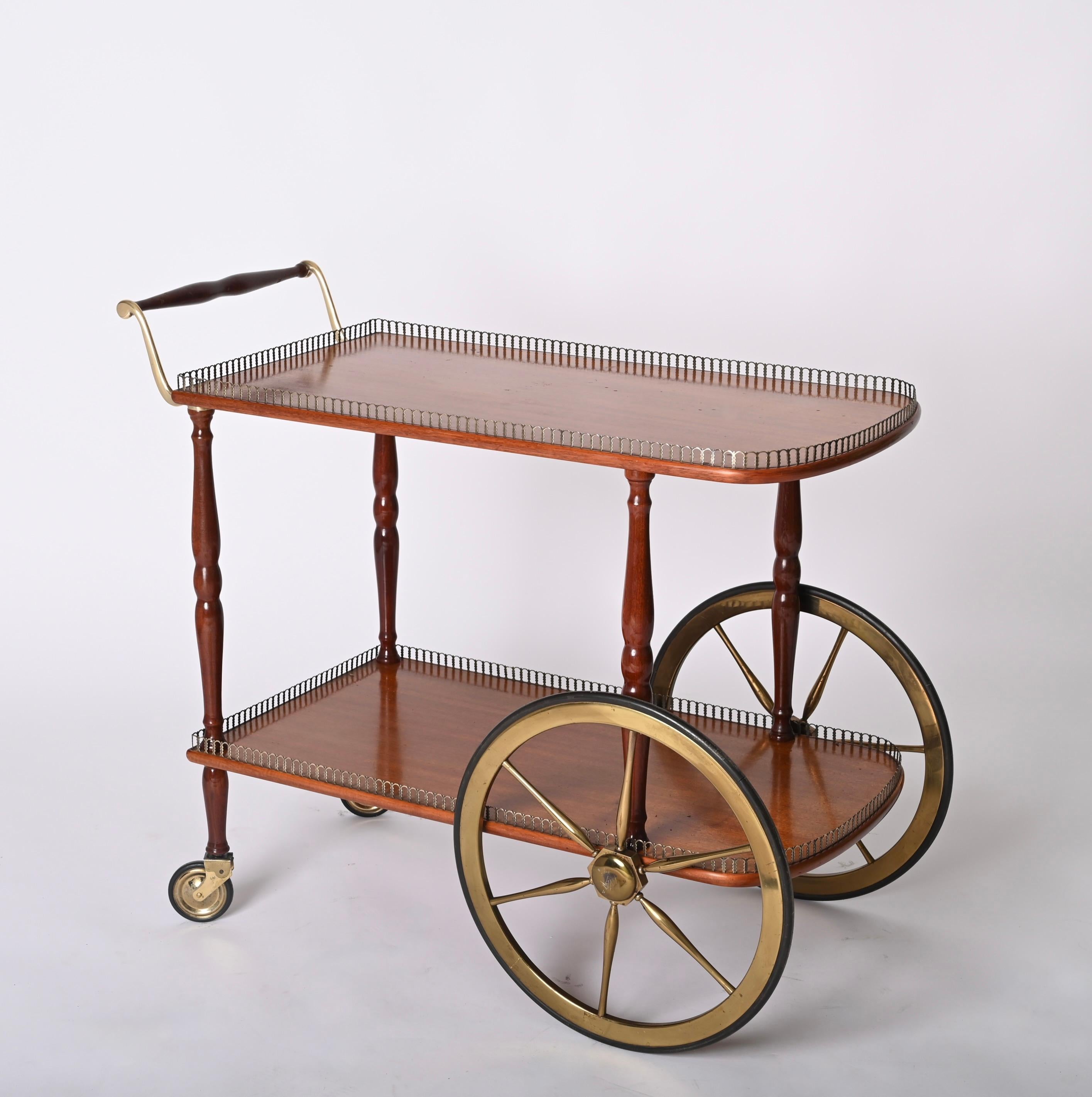 Mid-Century Mahogany Wood and Brass Italian Serving Bar Cart, 1960s For Sale 3