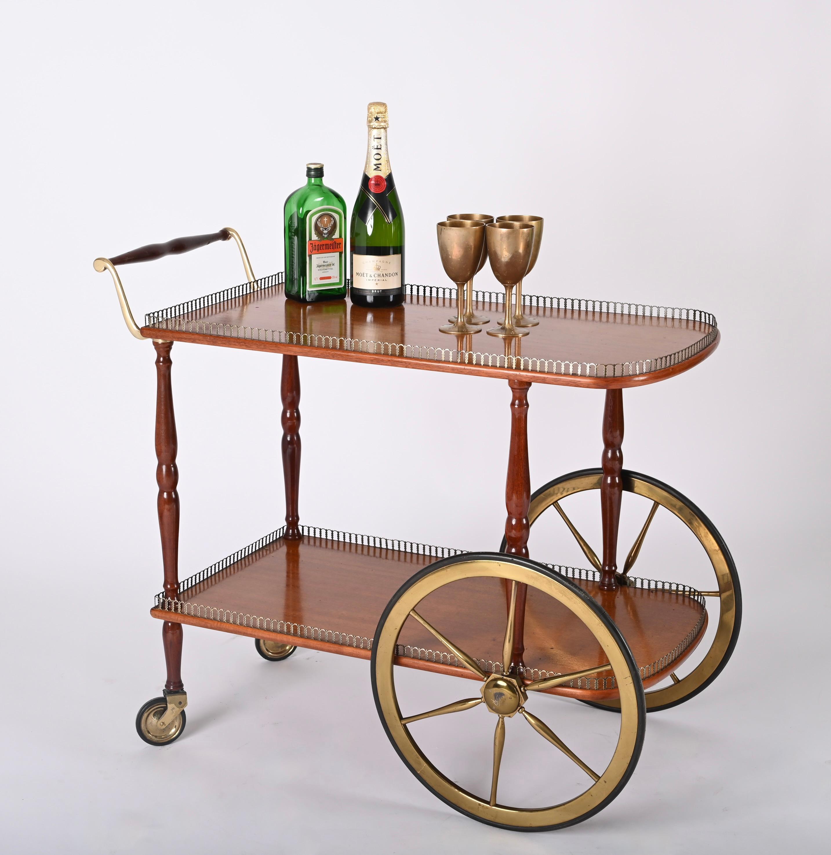 Mid-Century Mahogany Wood and Brass Italian Serving Bar Cart, 1960s For Sale 5