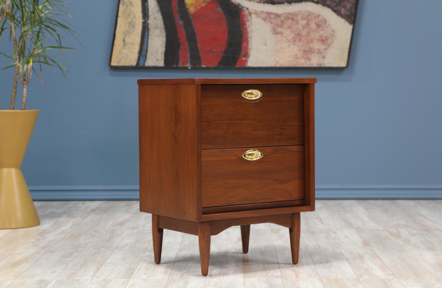 American Midcentury “Mainline” Nightstands by Hooker