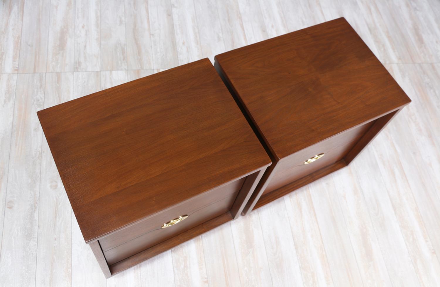 Mid-20th Century Midcentury “Mainline” Nightstands by Hooker