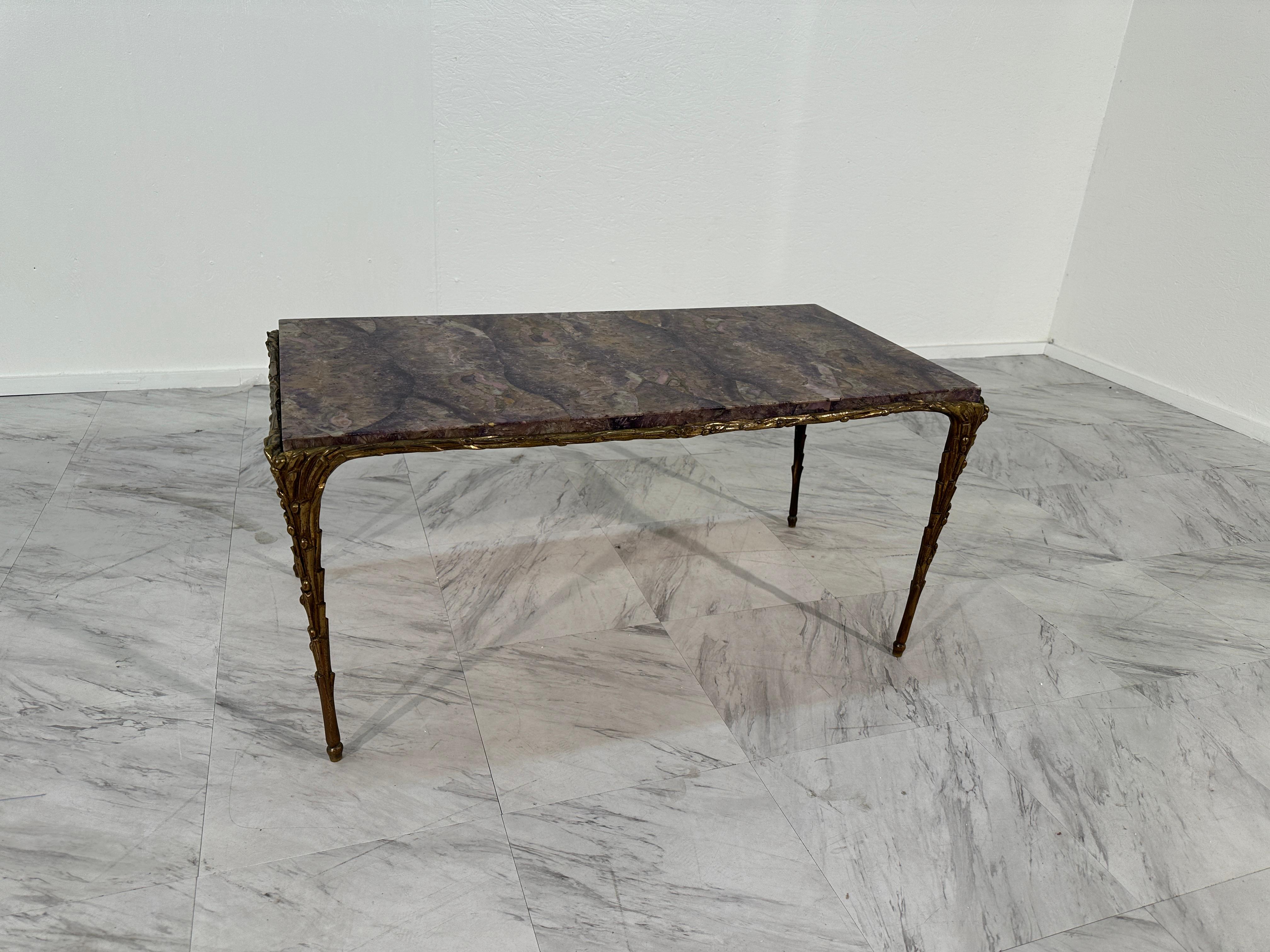 Bronze Table basse française Maison Bagues en bronze du milieu du siècle 1970