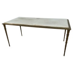 Table basse française Maison Bagues en bronze du milieu du siècle 1970