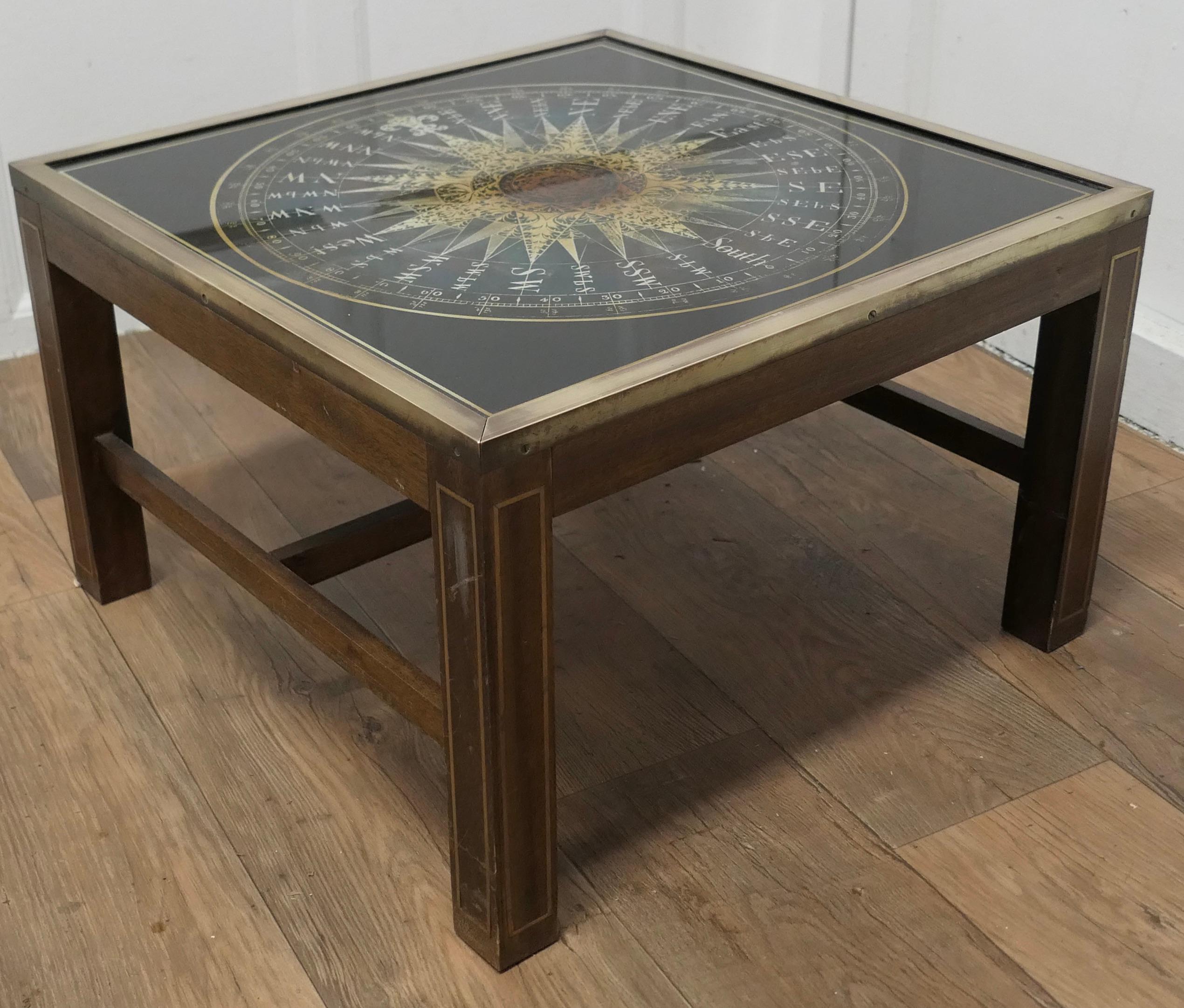 Table basse de style Campaigner de la Maison Jansen du milieu du siècle dernier en vente 4