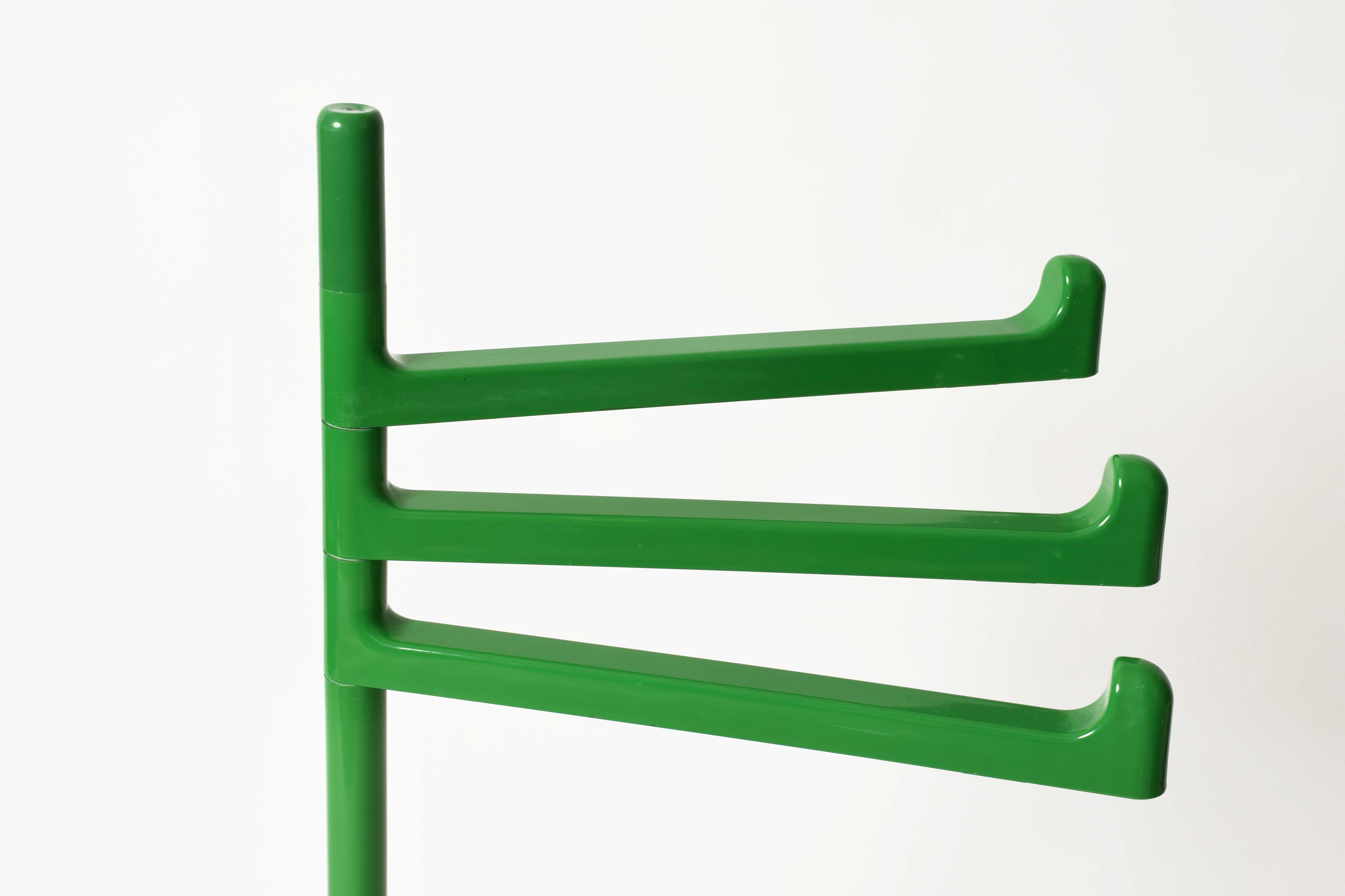 Midcentury Makio Hasuike Green Steel Sculptural Italian Towel Rack, Gedy 1970s 2