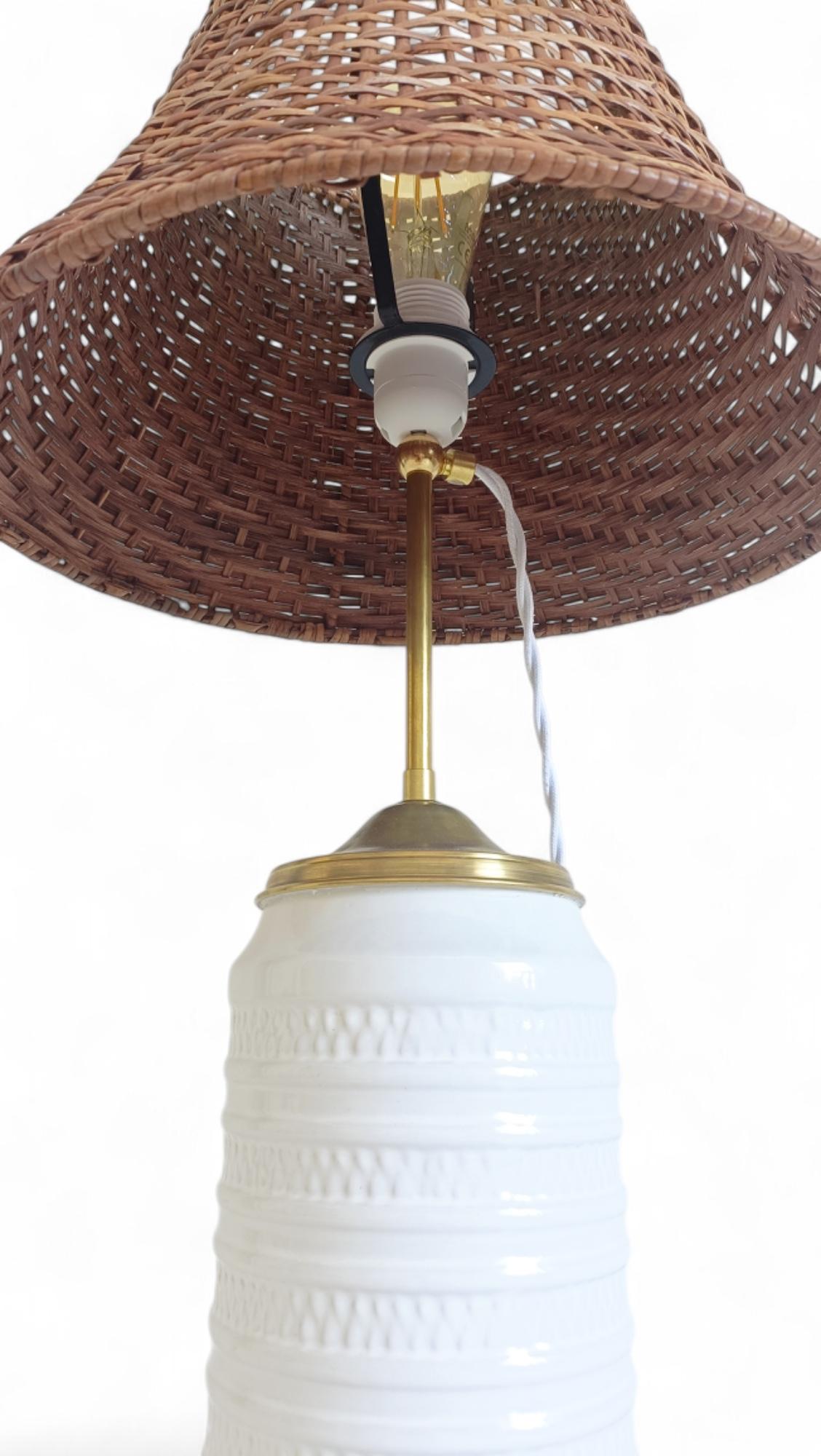 Midcentury Marbella Style White Ceramic, Brass, and Wicker Table Lamp, 1960s For Sale 5