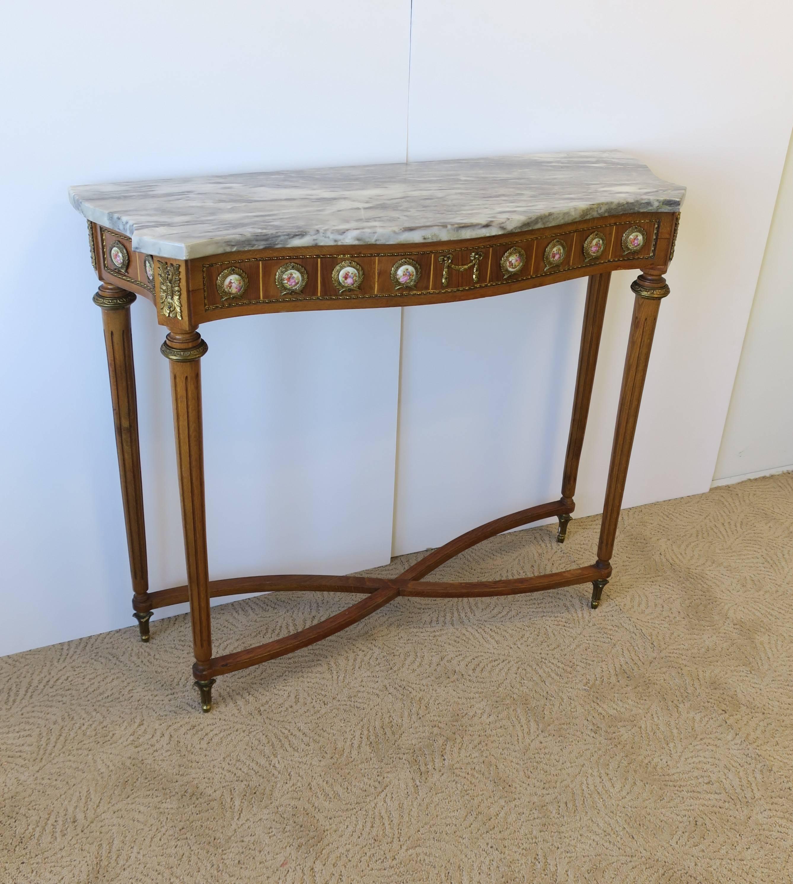 Marble Wood and Brass Console or Foyer Table For Sale 5