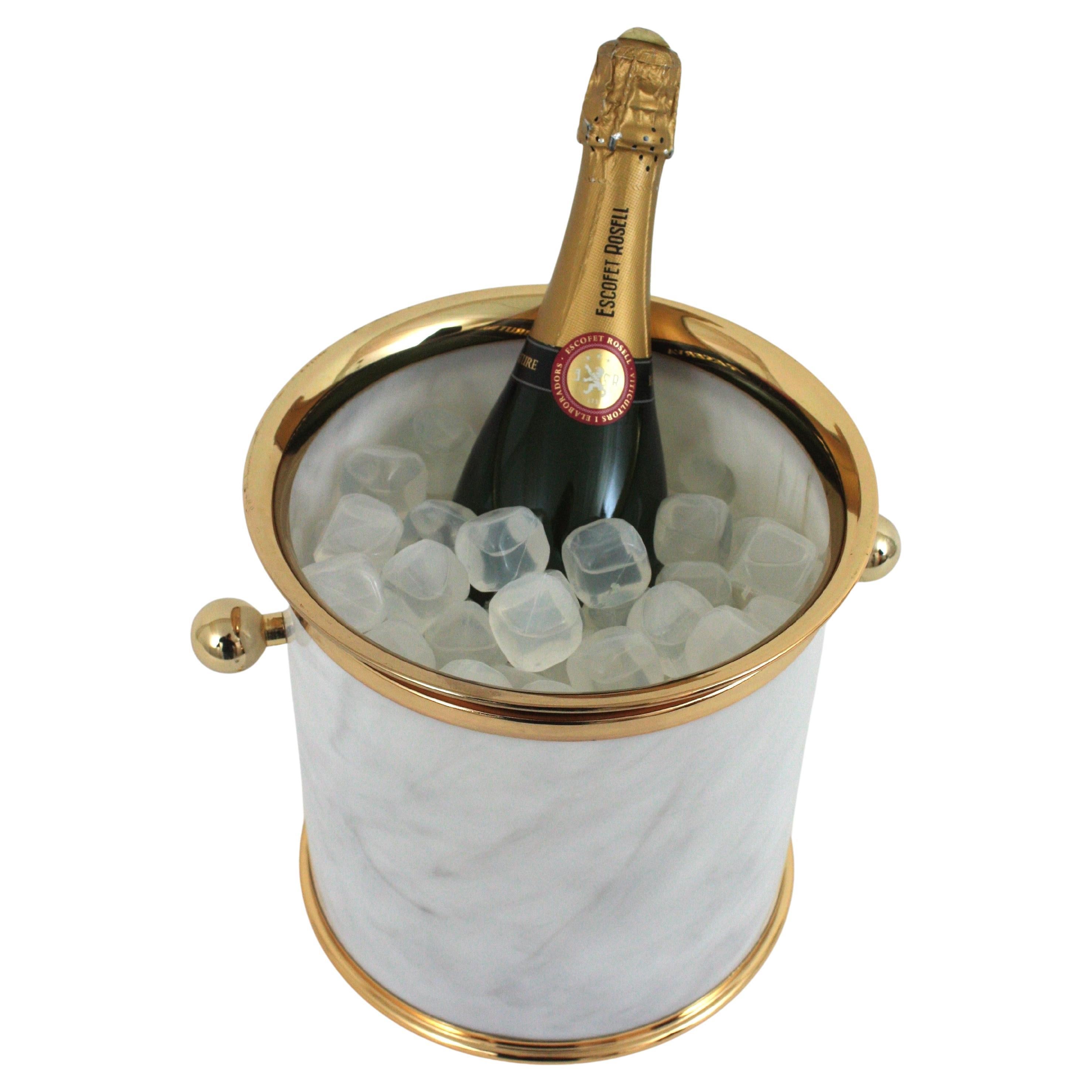 Eiskübel/Weinkühler aus marmoriertem Lucite und Messing, Italien 1960er Jahre im Angebot 12