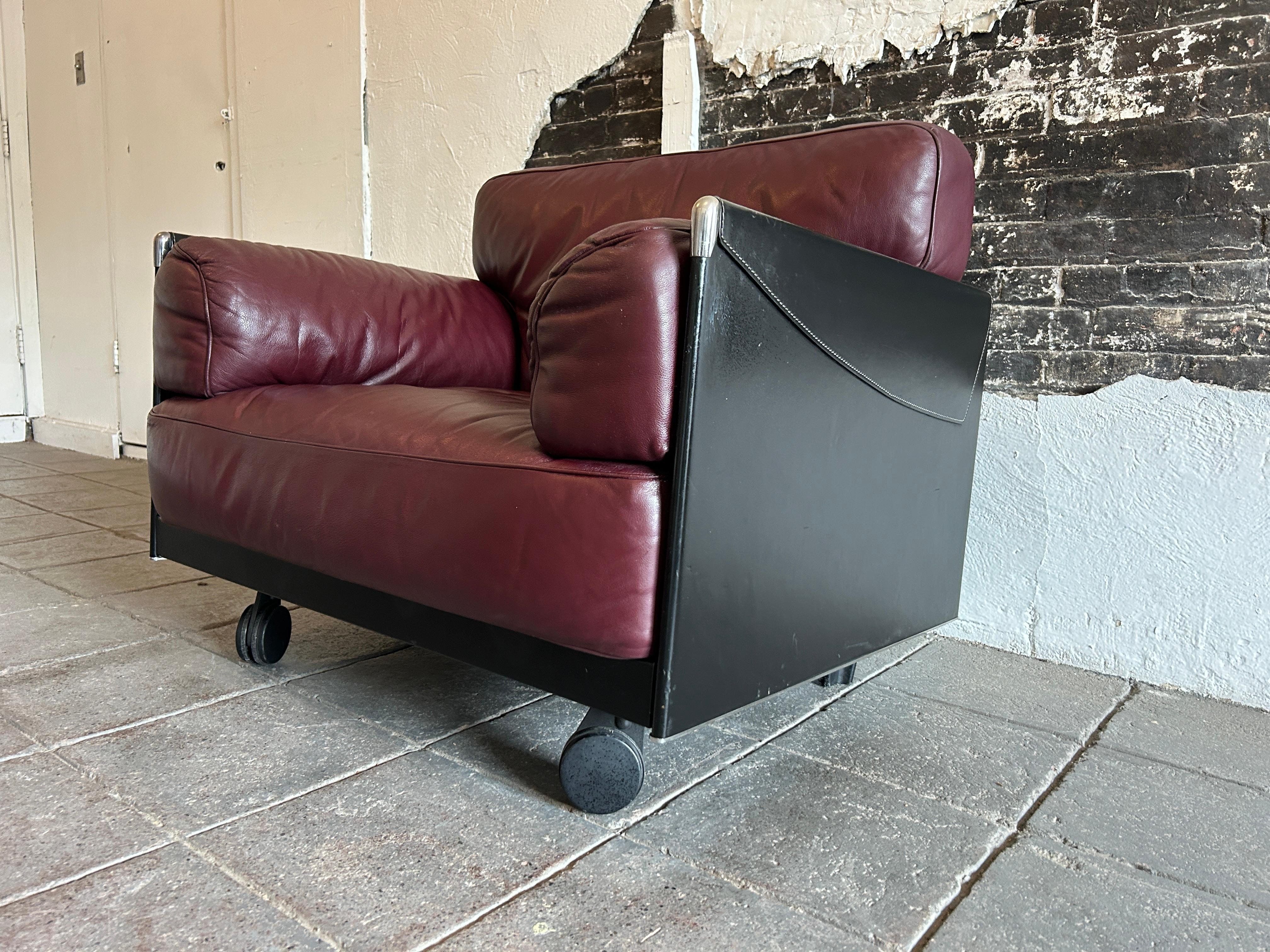 Italian Midcentury Maroon Leather Lounge Chair by Tito Agnoli Poltrona Frau For Sale