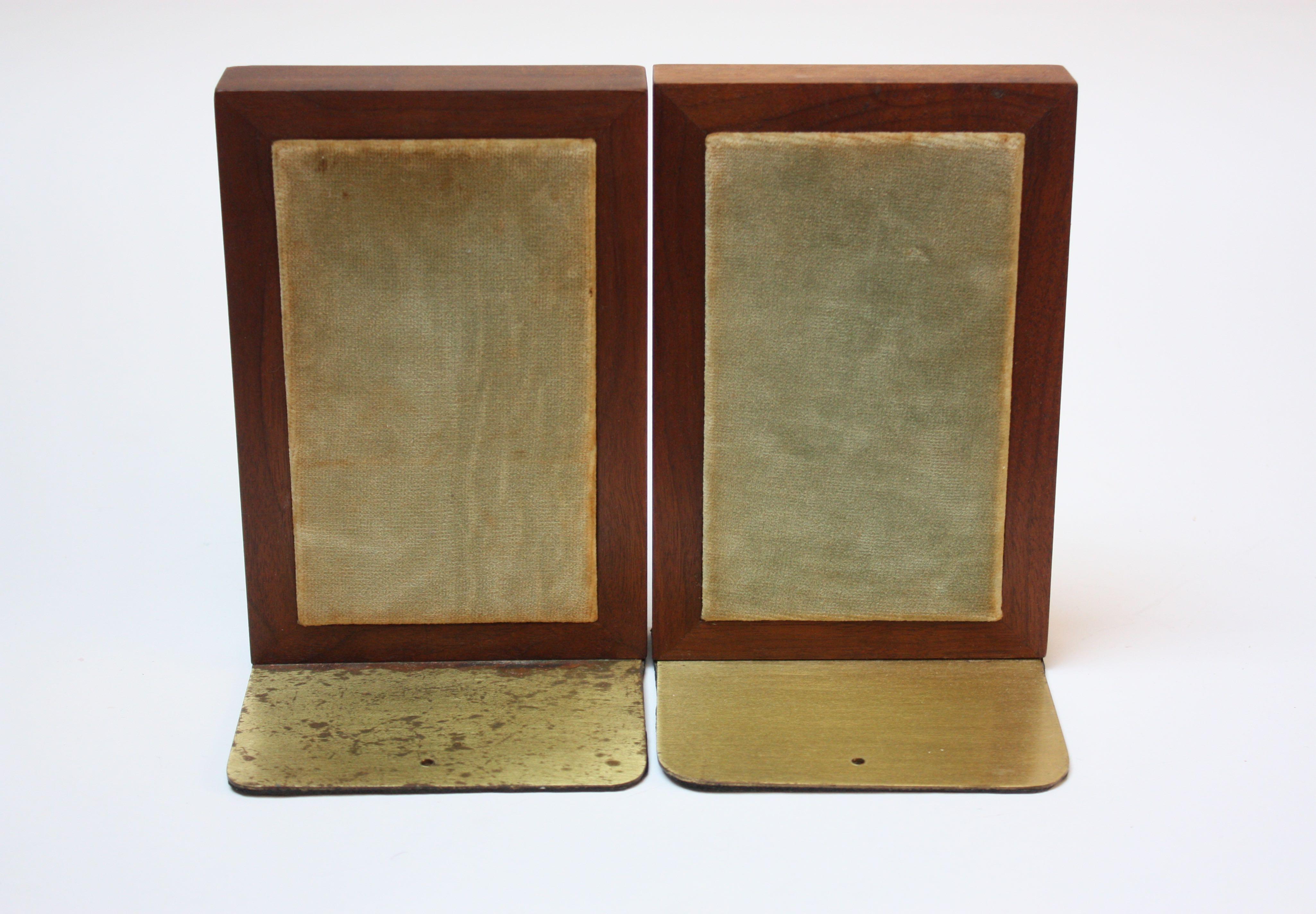 Midcentury Martz Ceramic and Walnut Bookends In Good Condition In Brooklyn, NY