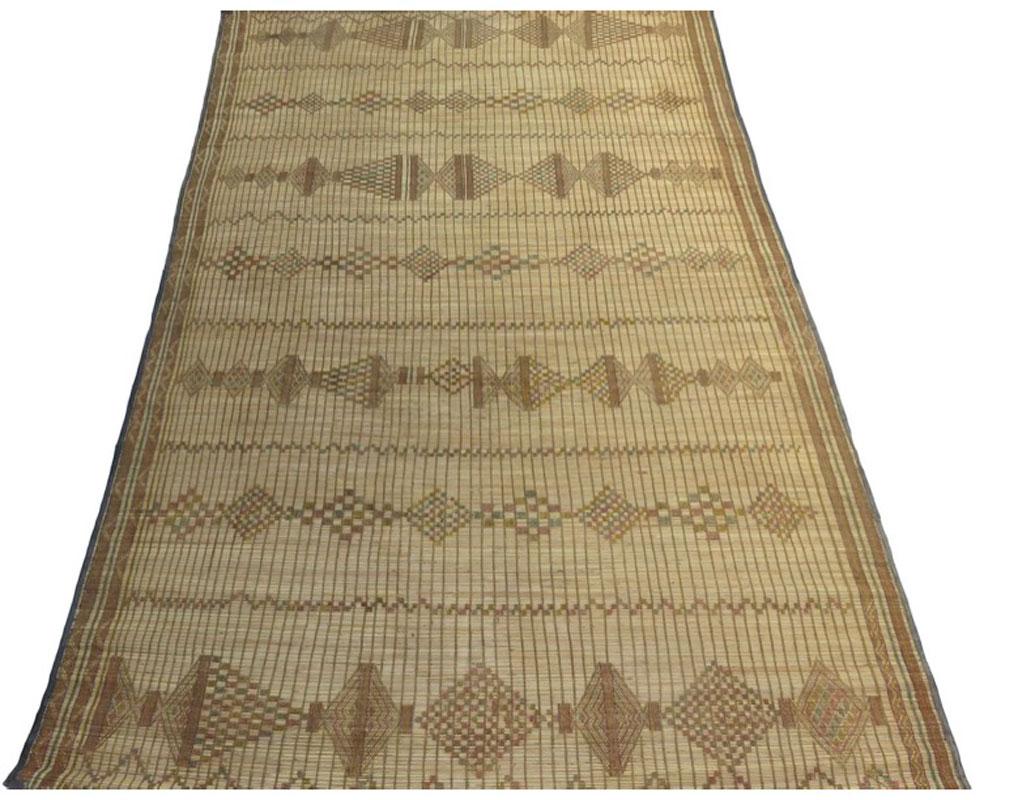 Midcentury Mauritanian Tuareg Mat 6' x 9'4 In Good Condition In Los Angeles, CA