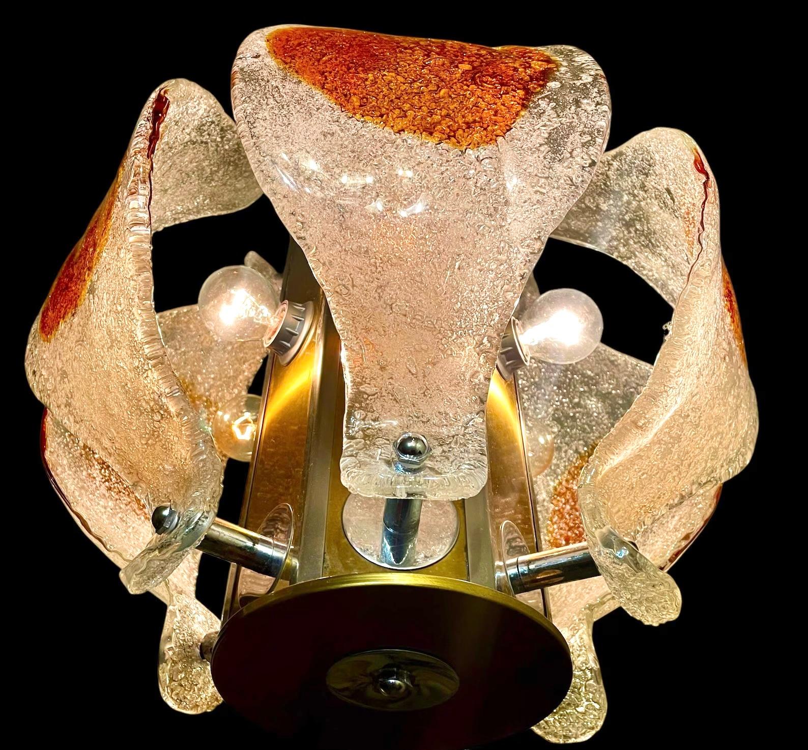 Italiano Lampadario di metà secolo in vetro di Mazzega Murano in vendita