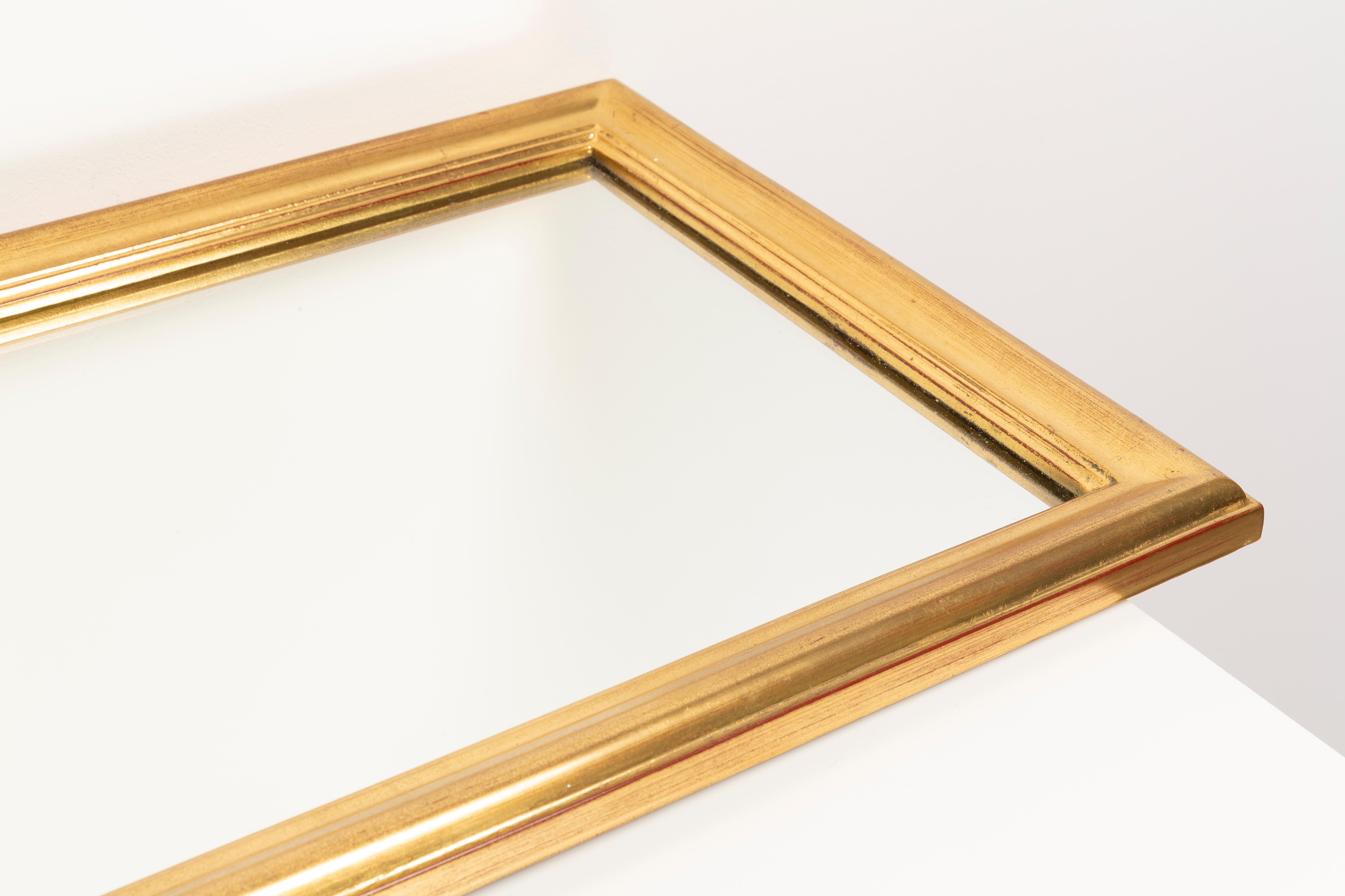 Midcentury Medium Vintage Gold Mirror, Belgium, 2000s In Good Condition For Sale In 05-080 Hornowek, PL