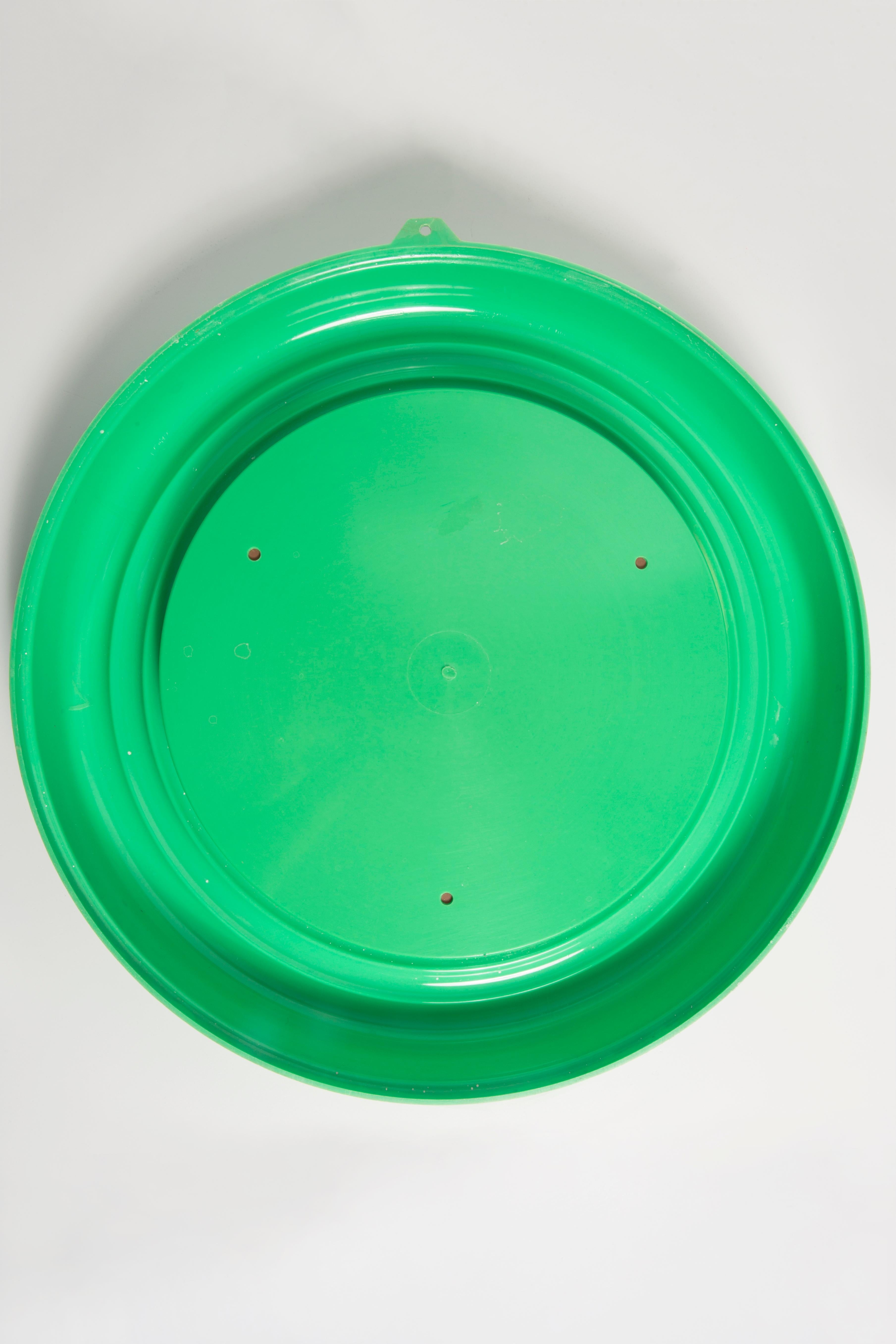 Espejo Mediano Vintage de Plástico Verde Menta, Italia Años 60 en Bueno estado para la venta en 05-080 Hornowek, PL