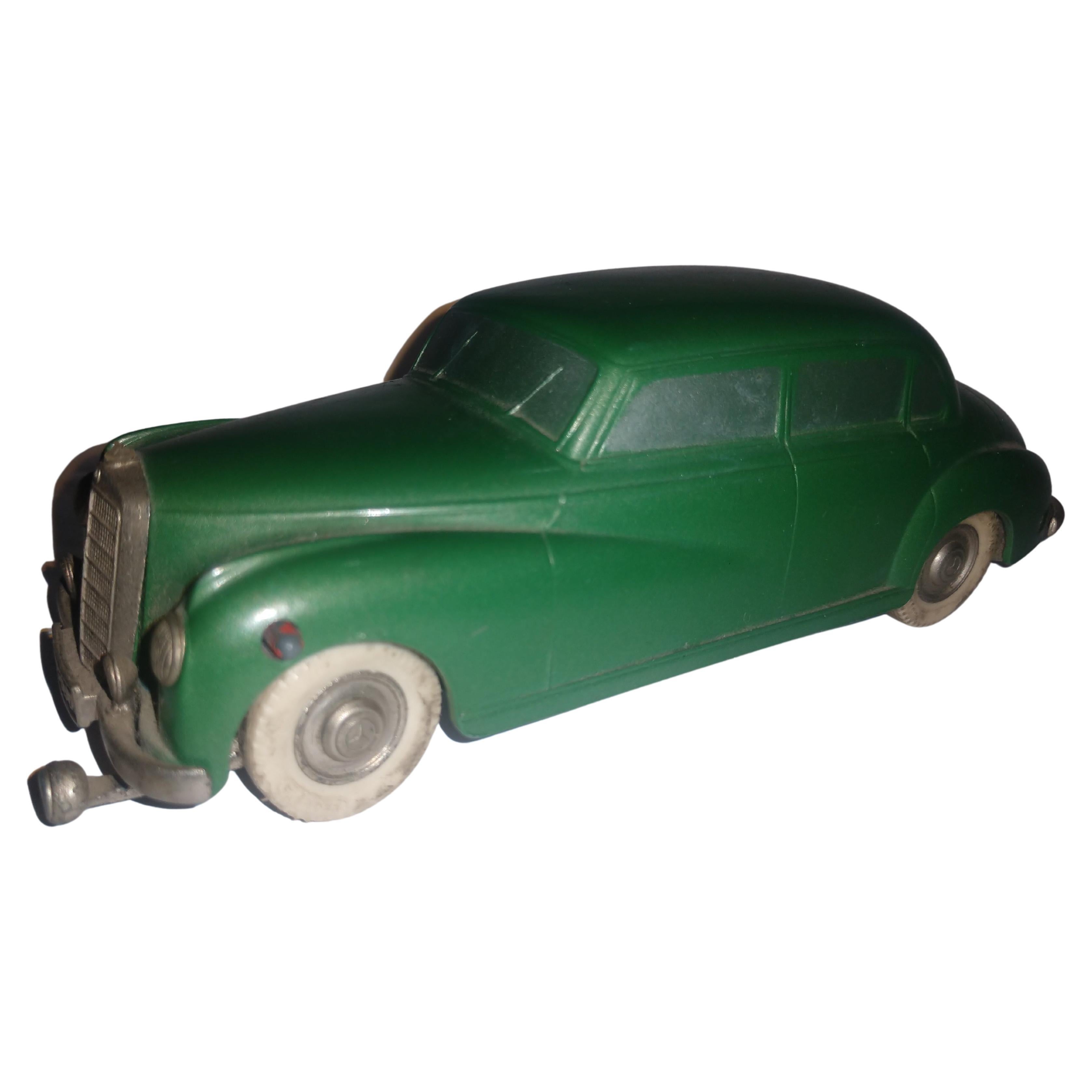 Modern Midcentury Mercedes Mb300 Sedan Windup on Stand by Prameta with Driver Keyc1958 For Sale