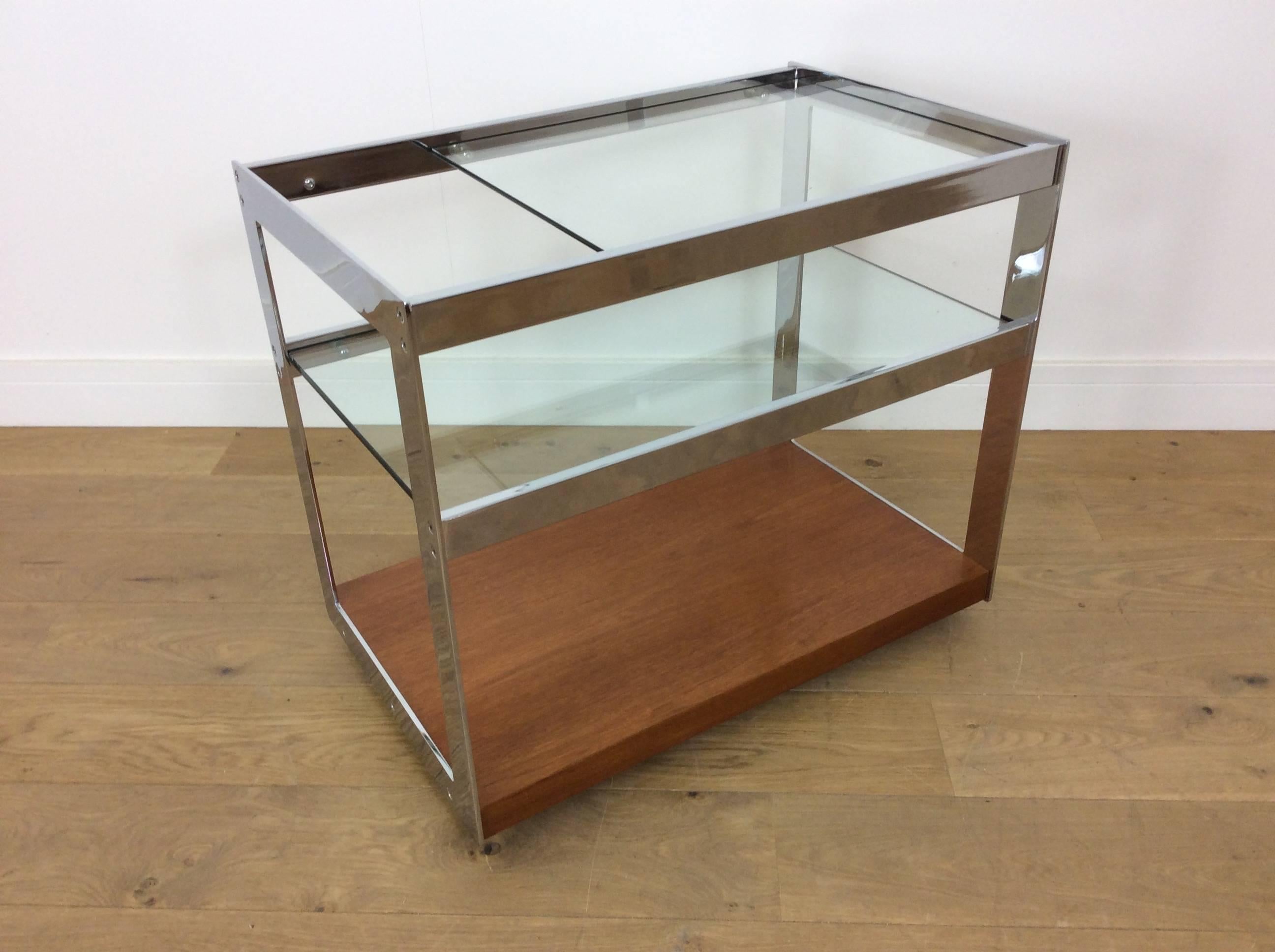 Midcentury Merrow Associates Bar Cart In Good Condition For Sale In London, GB