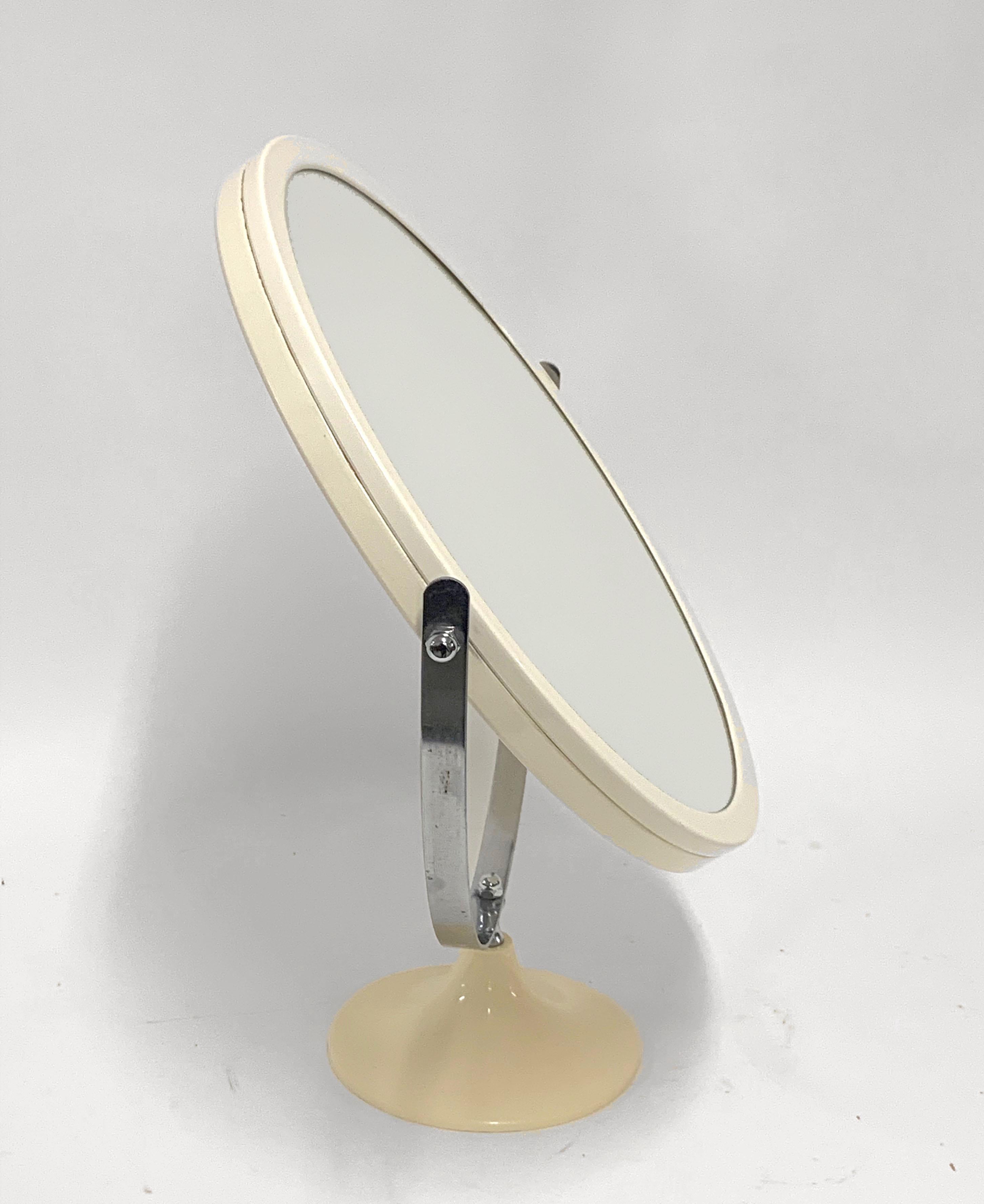 Midcentury Metal and White Plastic Round Italian Table Mirror, Italy, 1980s For Sale 1