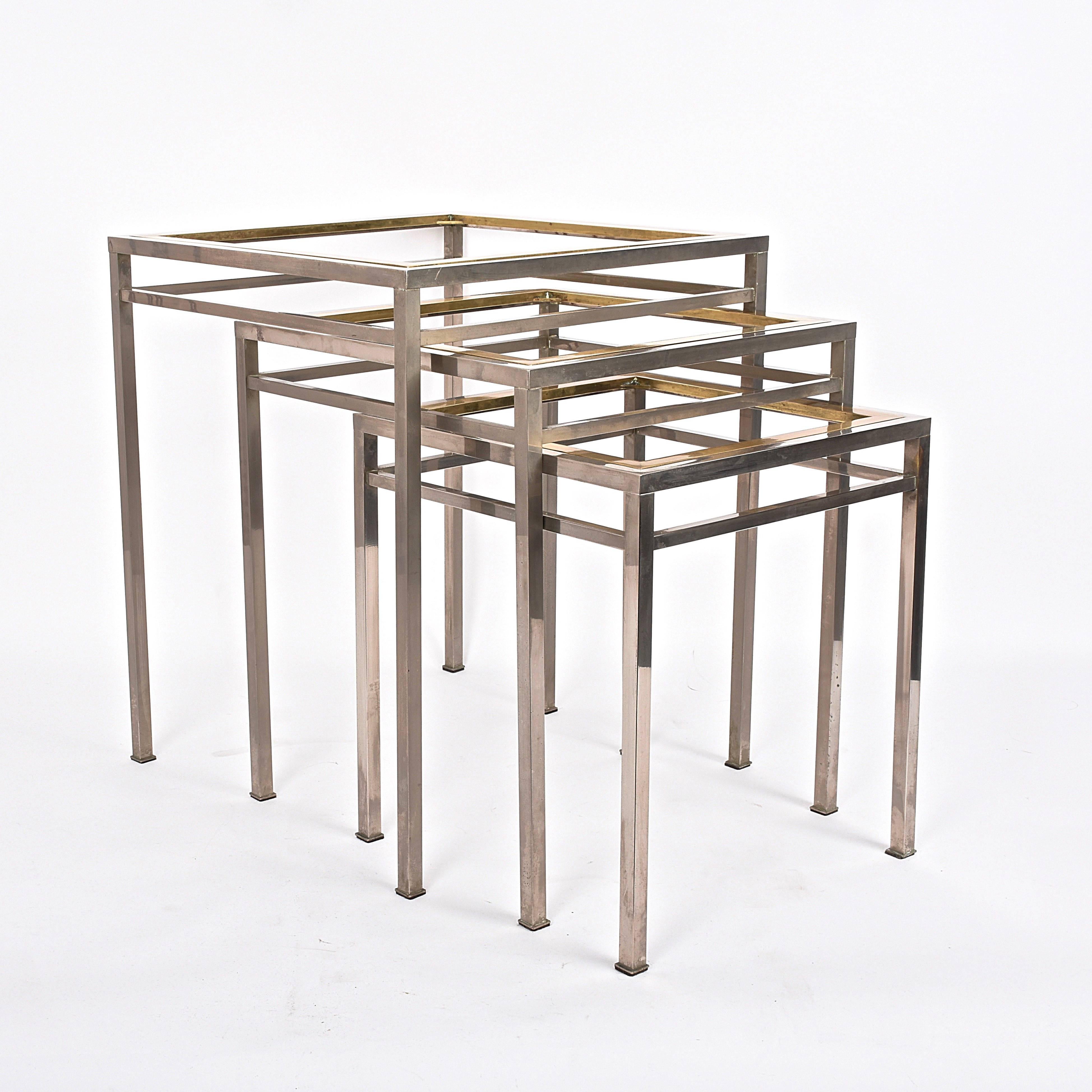 Mid-Century Modern Midcentury Metal, Brass and Smoked Glass Extractable Coffee Tables, Italy, 1970s