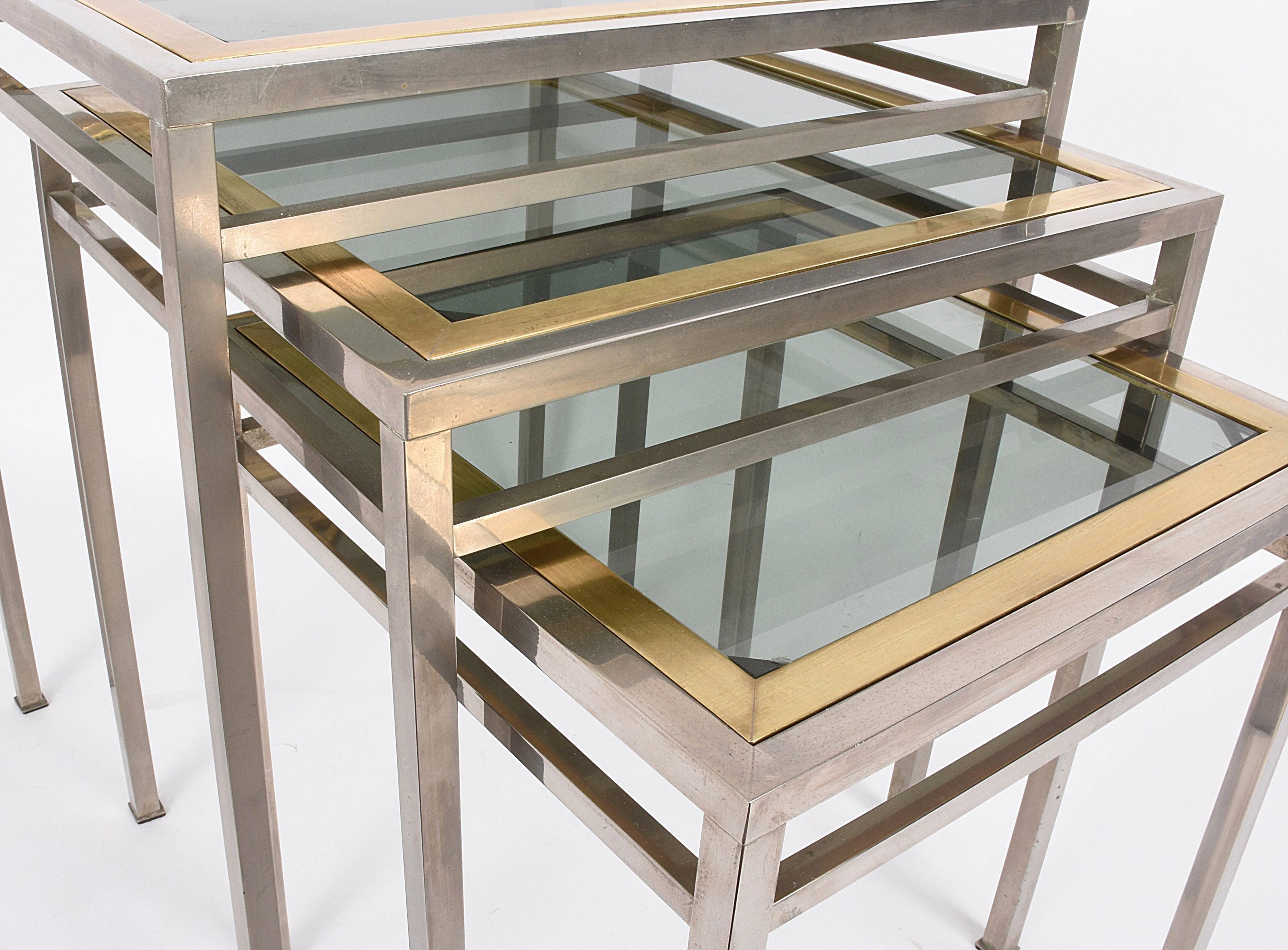 Midcentury Metal, Brass and Smoked Glass Extractable Coffee Tables, Italy 1970s For Sale 1