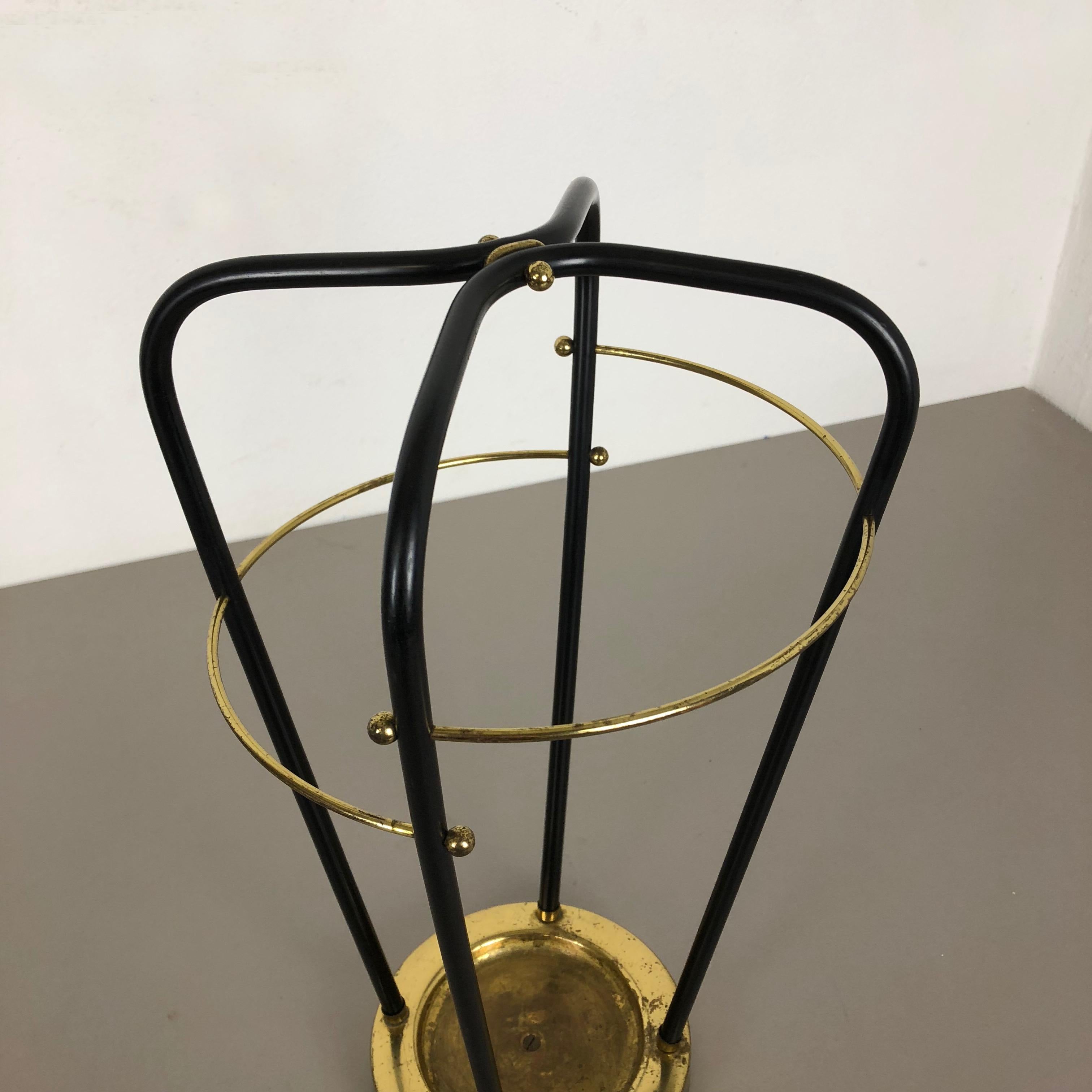 Midcentury Metal Brass Hollywood Regency Umbrella Stand, Germany, 1950s In Good Condition For Sale In Kirchlengern, DE