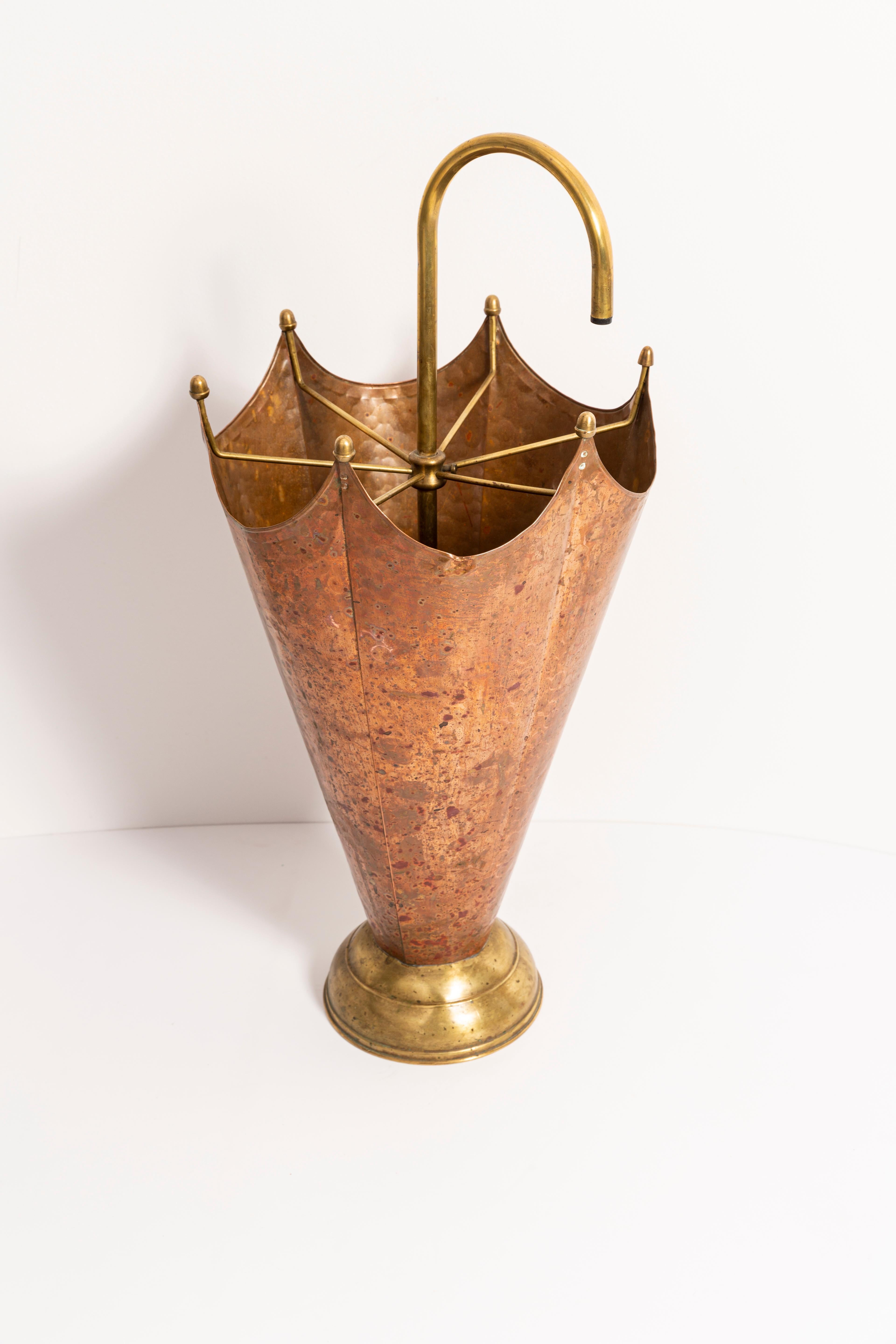 Italian Midcentury Metal Brass Umbrella Stand, Hollywood Regency, Italy, 1960s