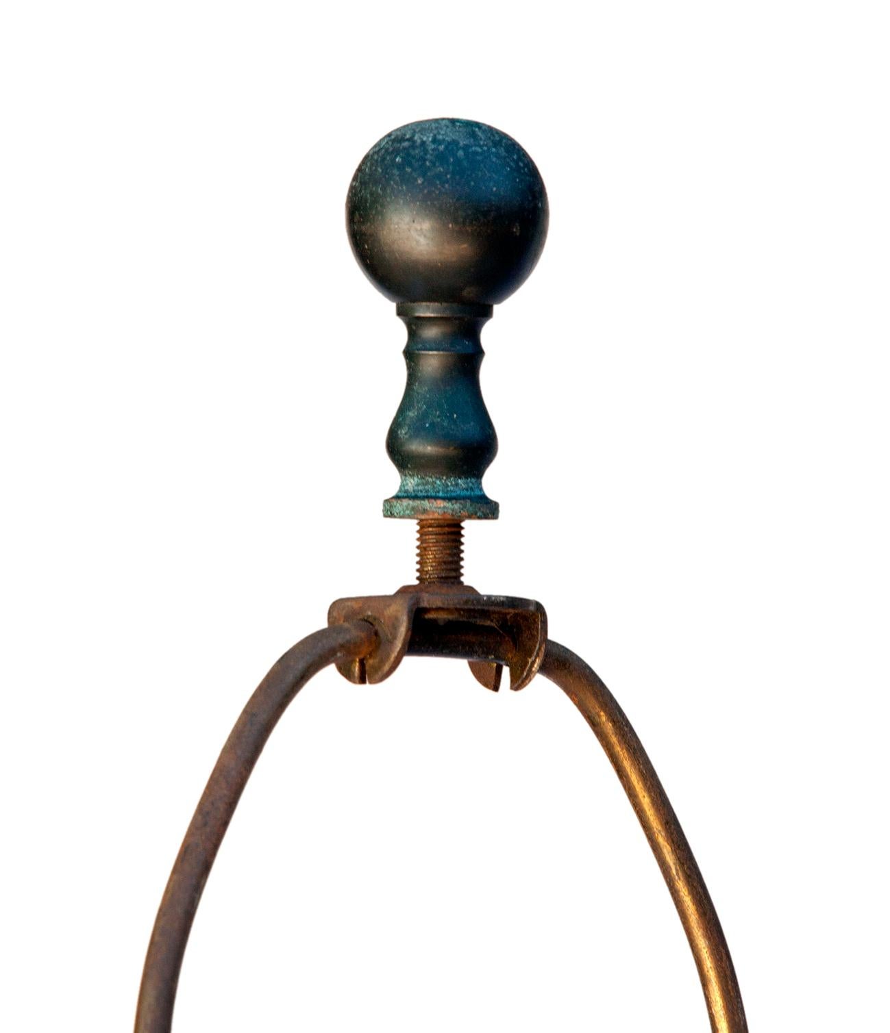 Midcentury Metall Faux Bamboo Stehlampe/Leinenschirm (20. Jahrhundert) im Angebot