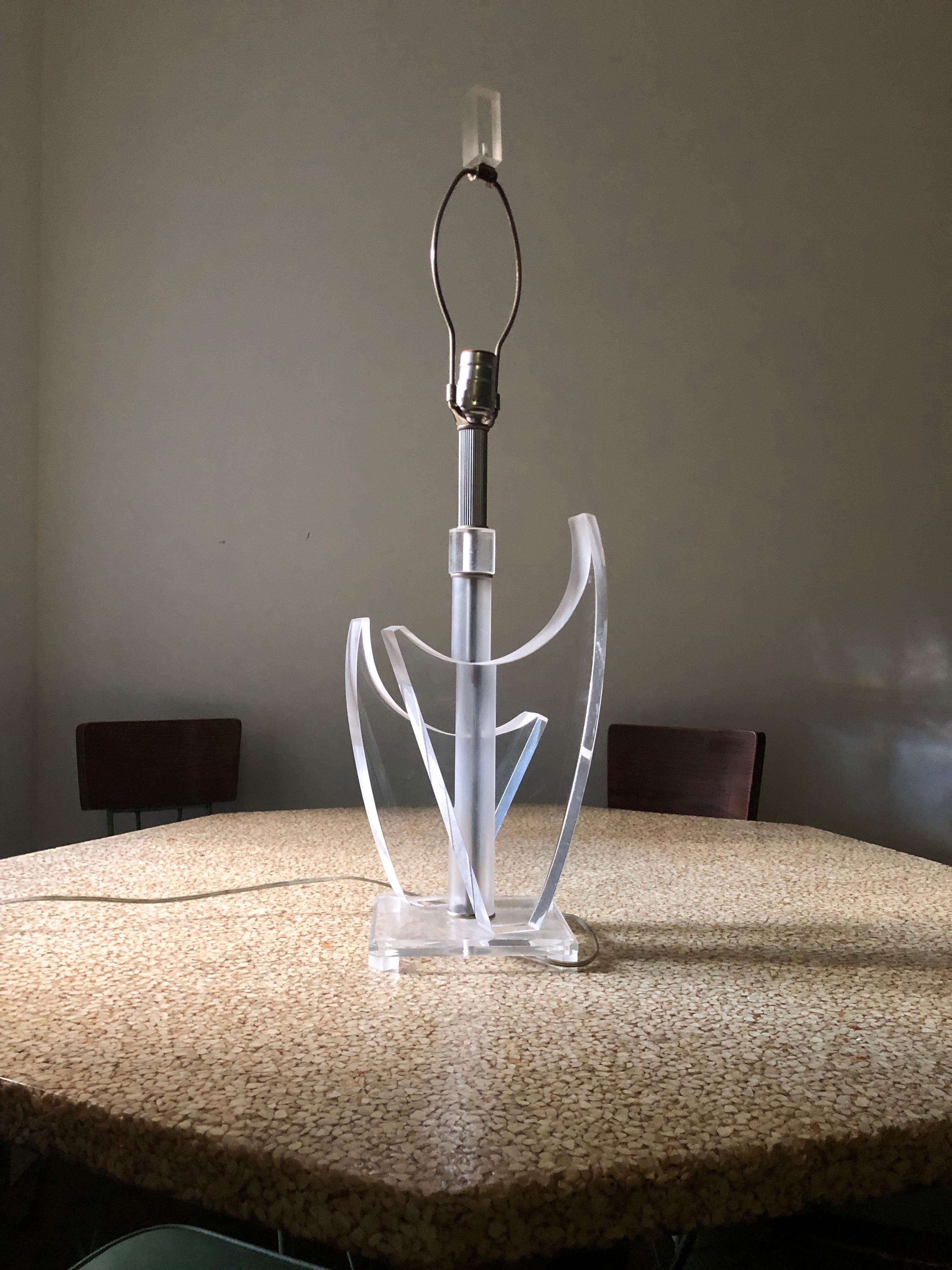 20th Century Midcentury Minimal Lucite Shield Heraldic Sculptural Table Lamp 1970s