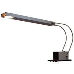 Midcentury Minimalist Italian White Articulated Table Lamp, 1970s