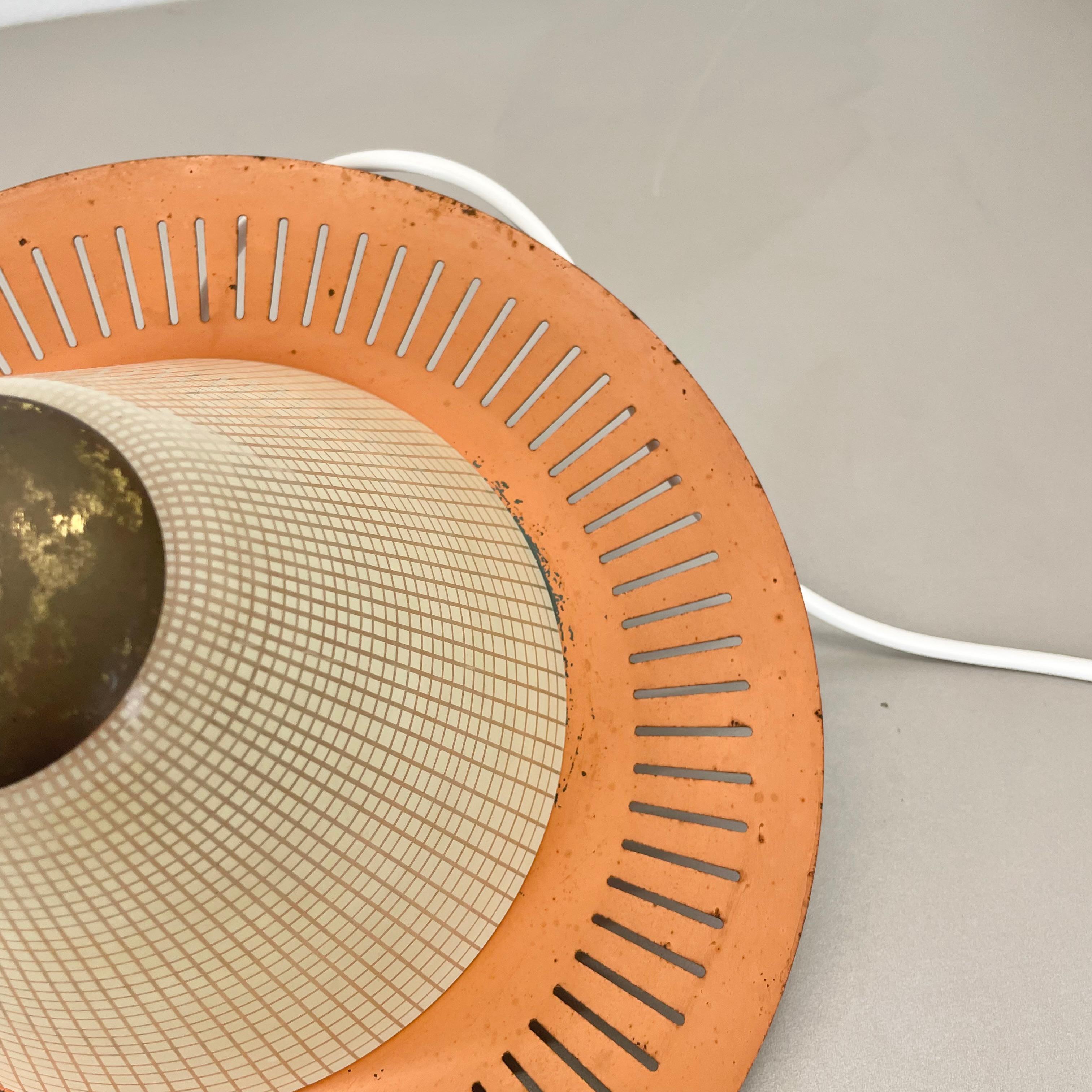 Midcentury minimalist Stilnovo Style Brass and Metal Hanging Light, Italy 1950 For Sale 7