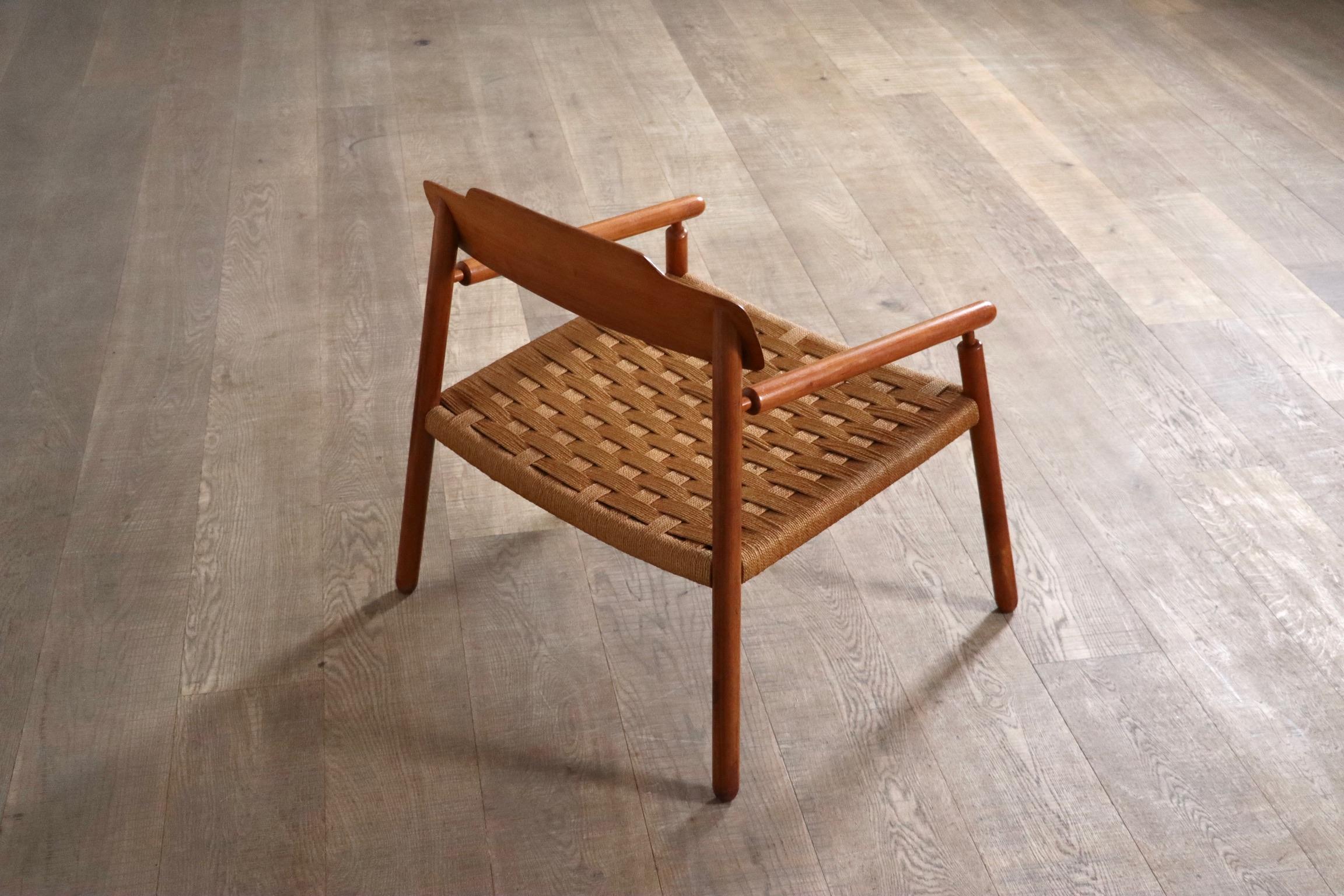 Midcentury Minimalistic Easy Chair In Oak And Papercord, Finland 1950s For Sale 1