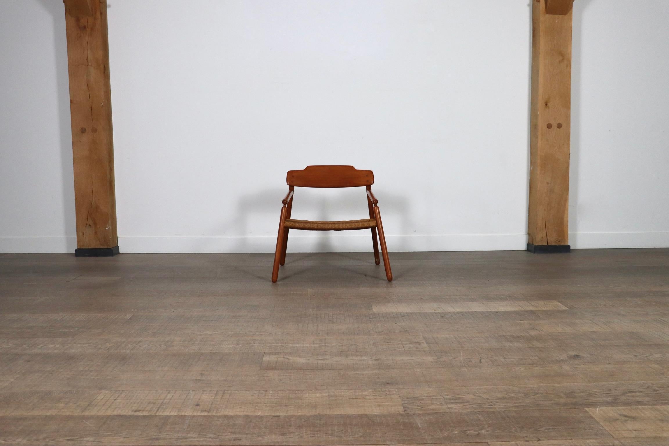 Midcentury Minimalistic Easy Chair In Oak And Papercord, Finland 1950s For Sale 4