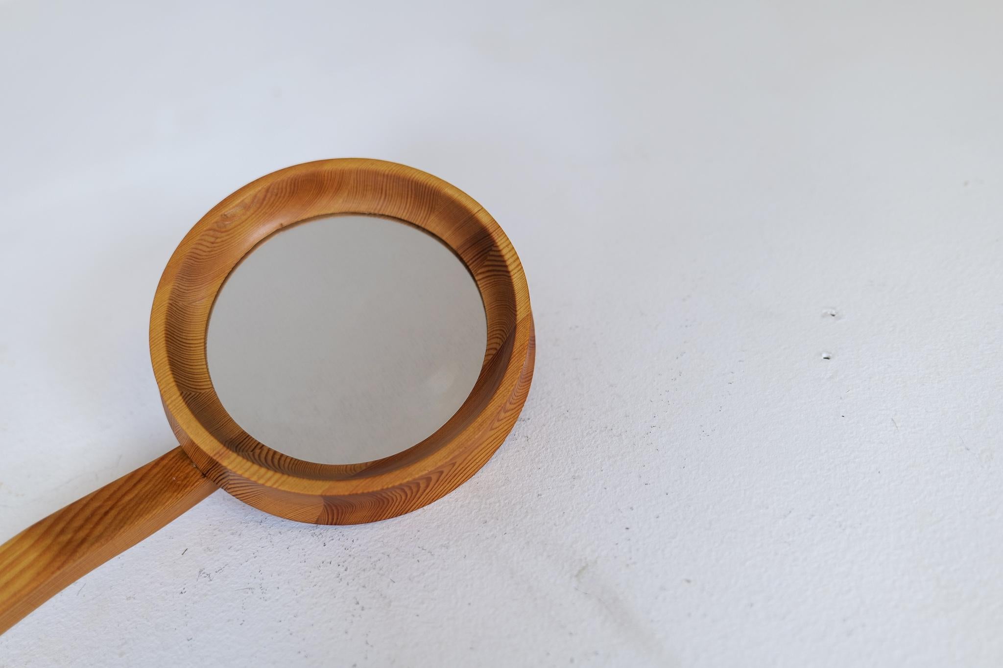 Midcentury Mirror/Hand Mirror in Pine Sweden 1970s In Good Condition For Sale In Hillringsberg, SE