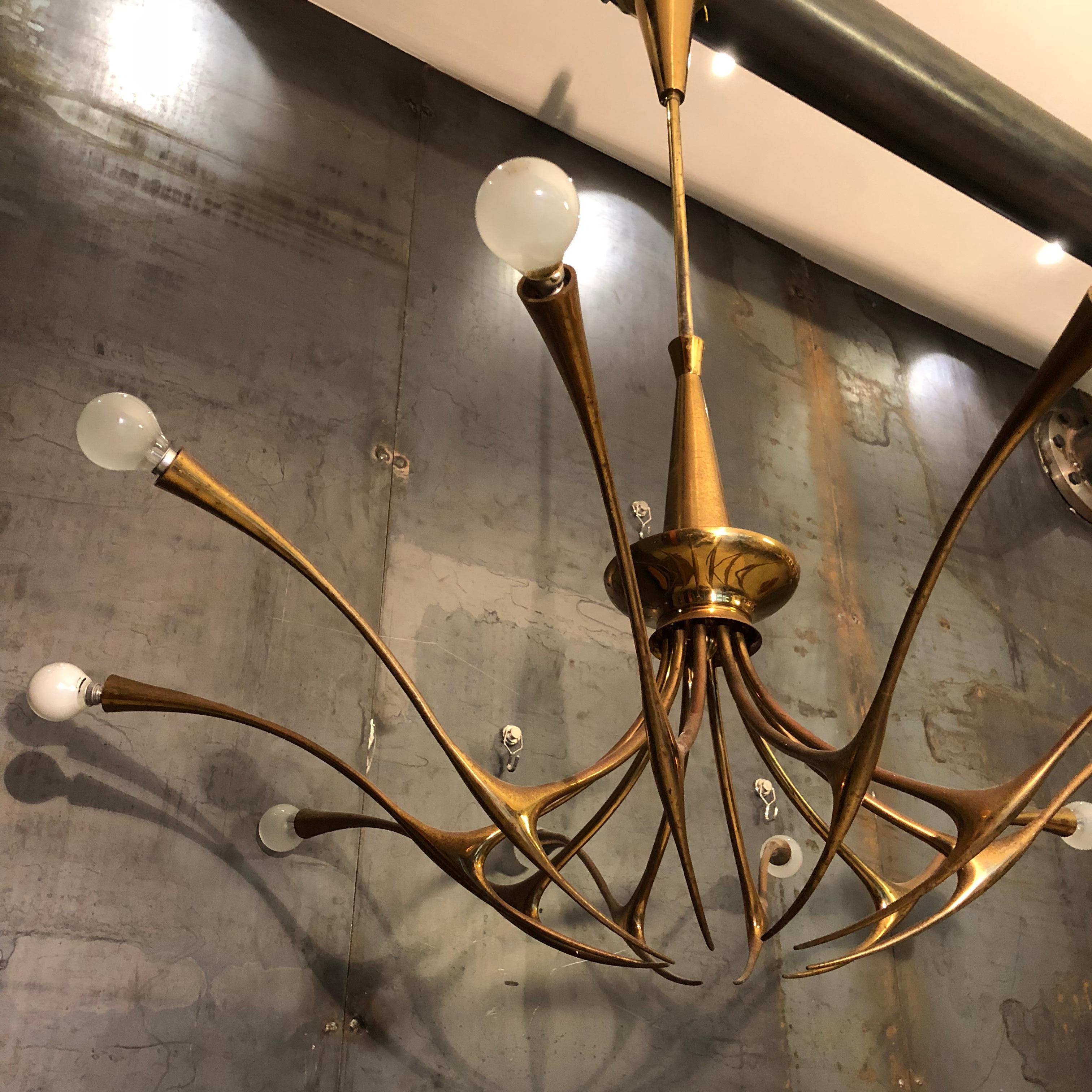 Midcentury Model 392 Brass Chandelier by Oscar Torlasco for Lumi Milano, 1950s For Sale 4