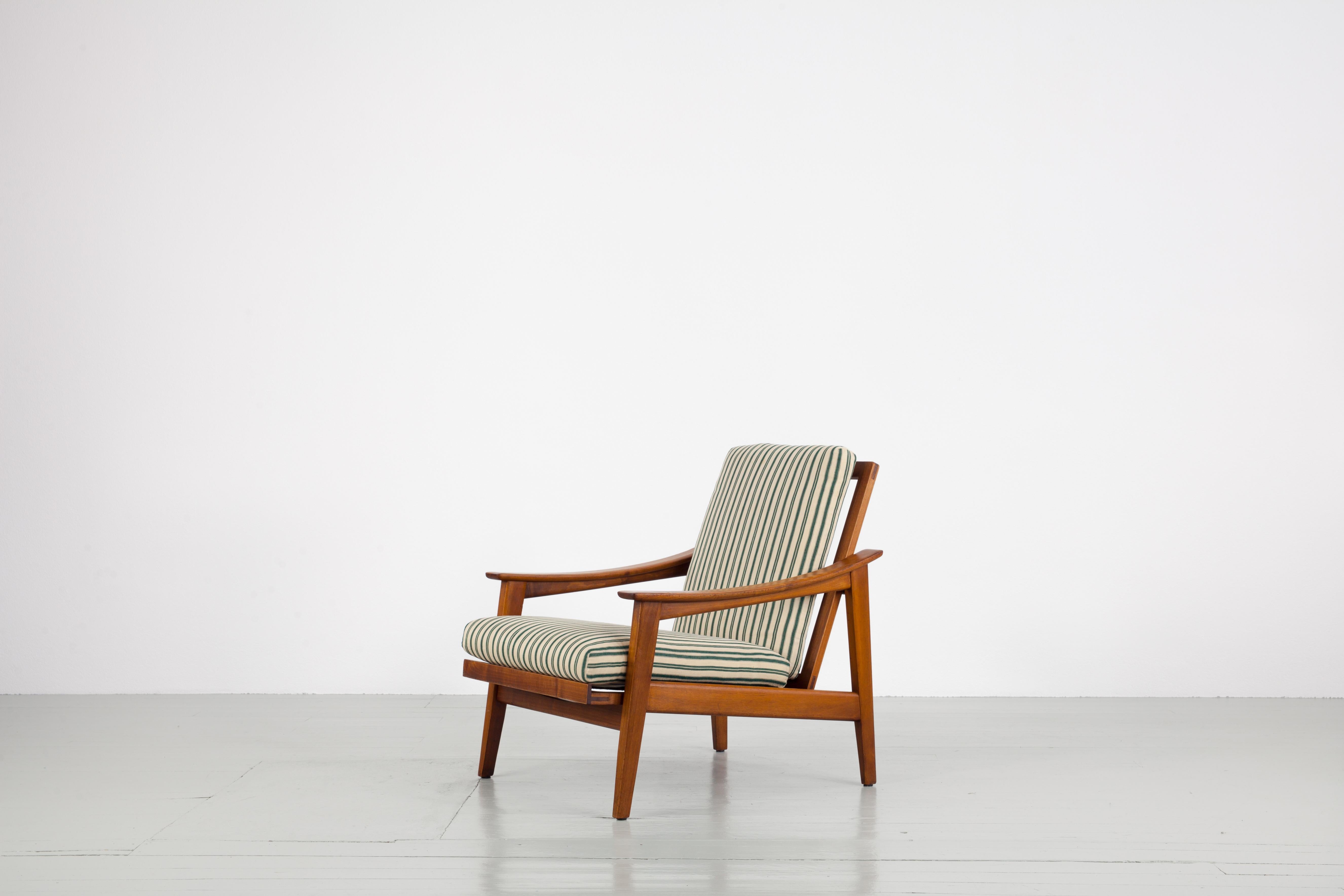 Midcentury Model 660 Armchair by Cassina 3