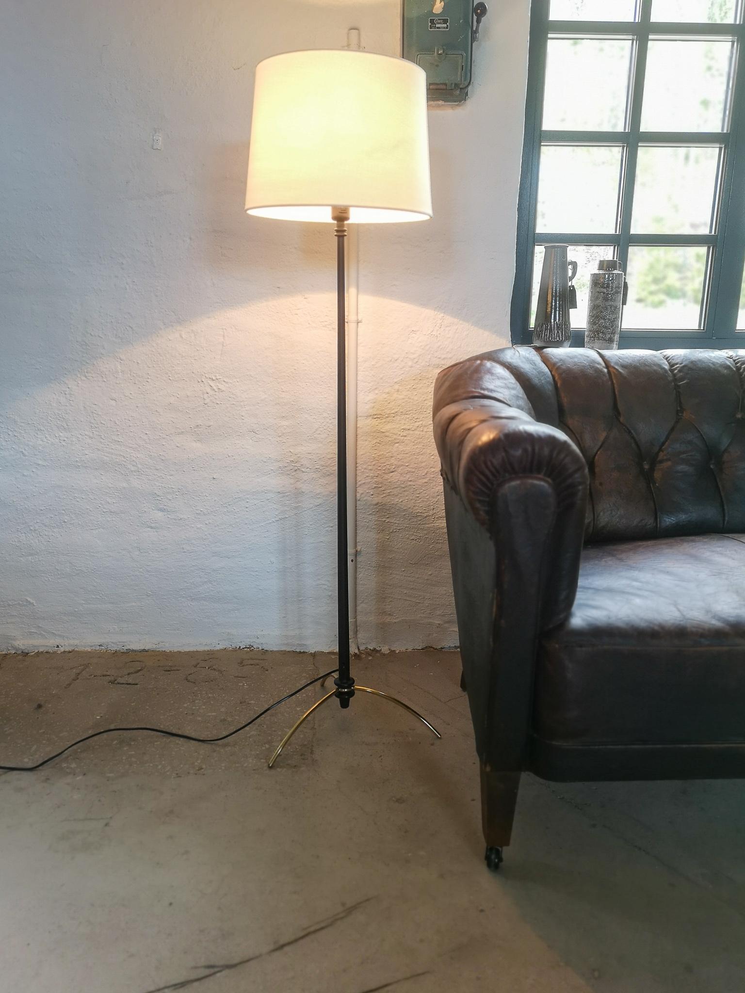 Midcentury Model G-45 Floor Lamp by Hans-Agne Jakobsson, 1960s For Sale 4