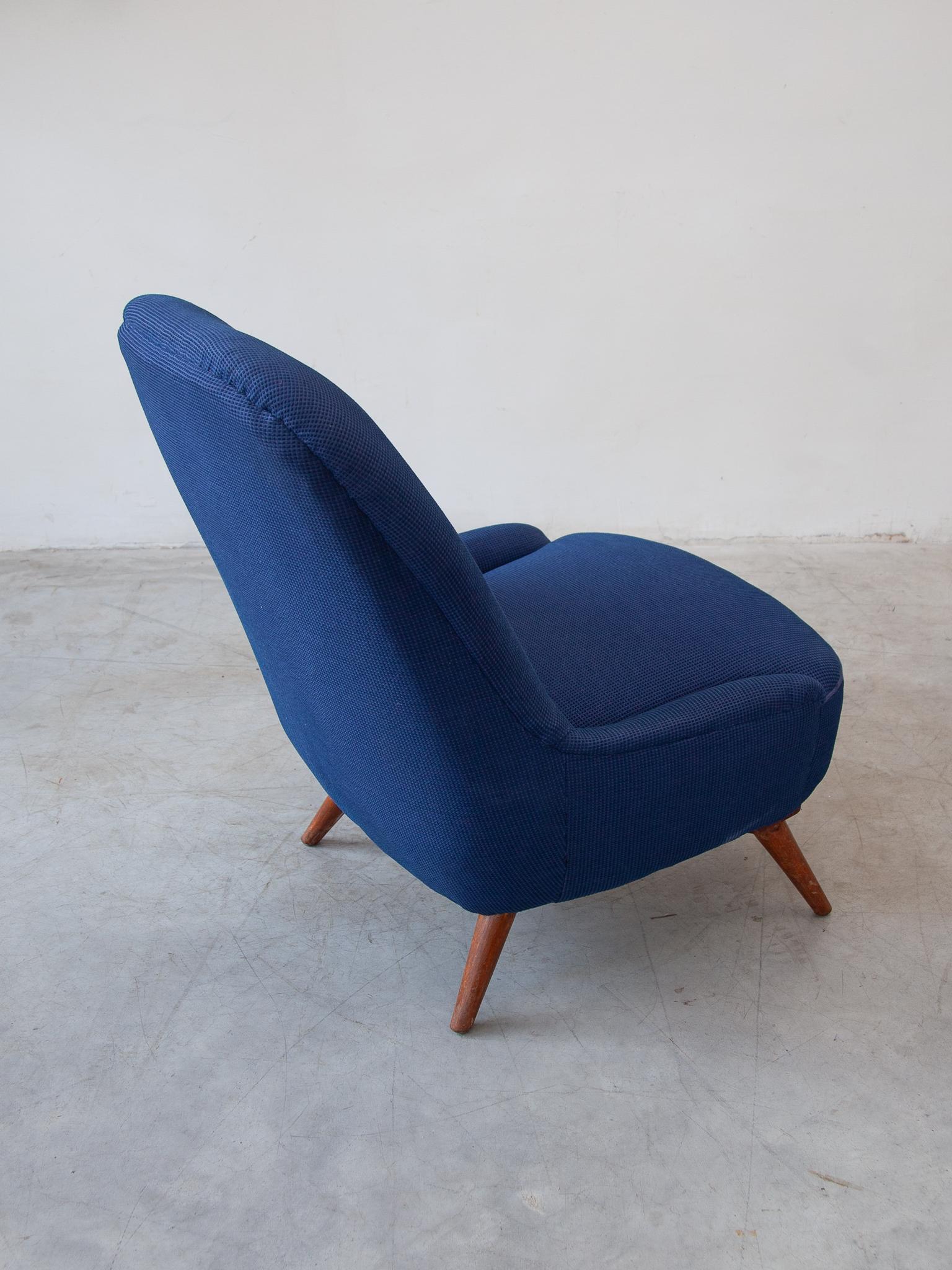 Mid-20th Century Midcentury Modern 1950s Blue Fabric, Lounge Arm Chair, Scandinavian Design For Sale